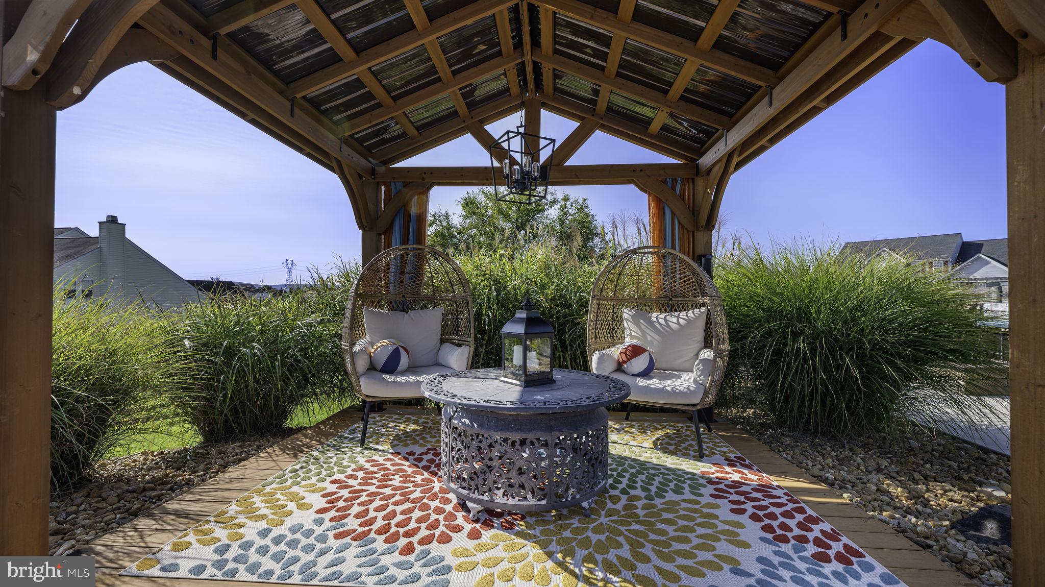 SPRUCE HILL ESTATES - Residential