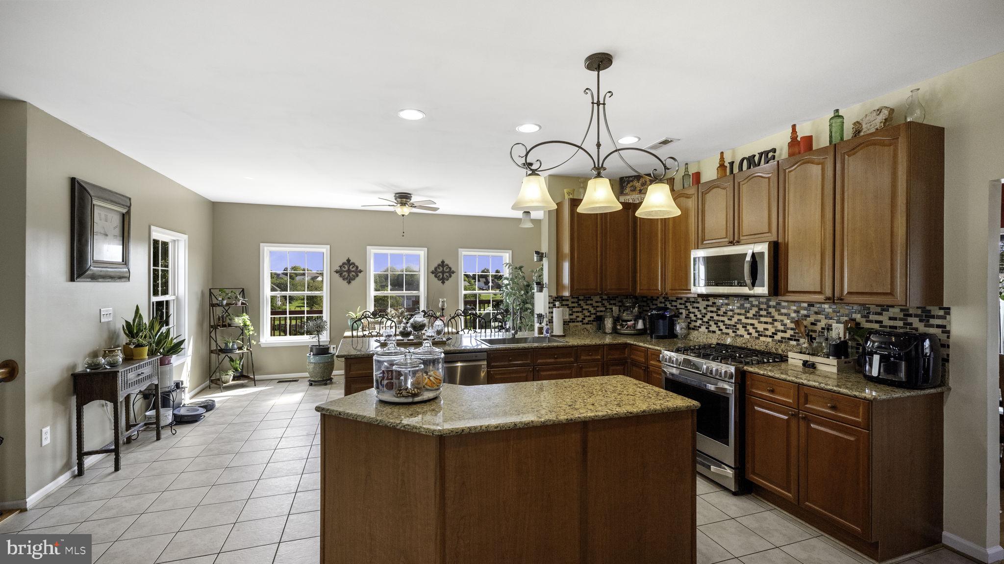 SPRUCE HILL ESTATES - Residential