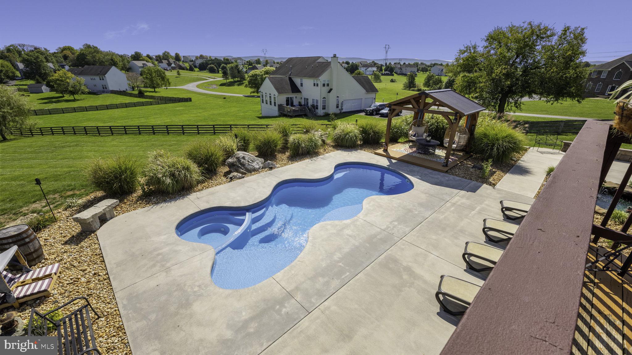 SPRUCE HILL ESTATES - Residential