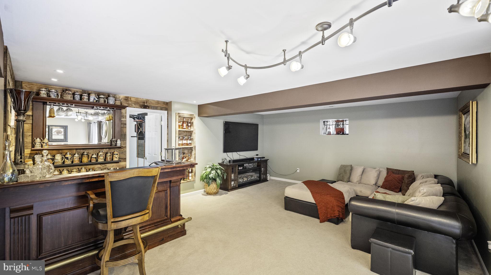 SPRUCE HILL ESTATES - Residential