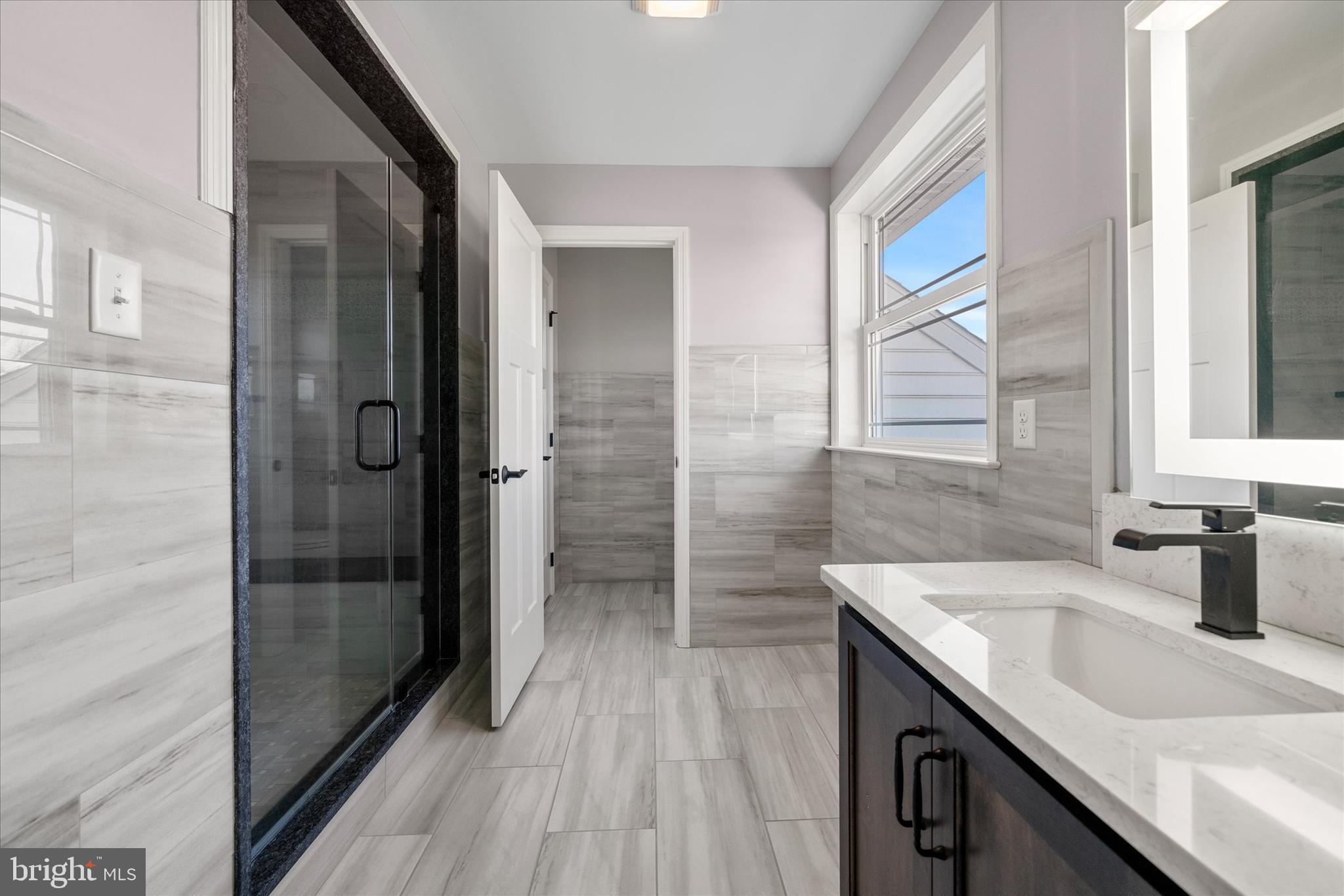 GREEN VALLEY CROSS - Residential