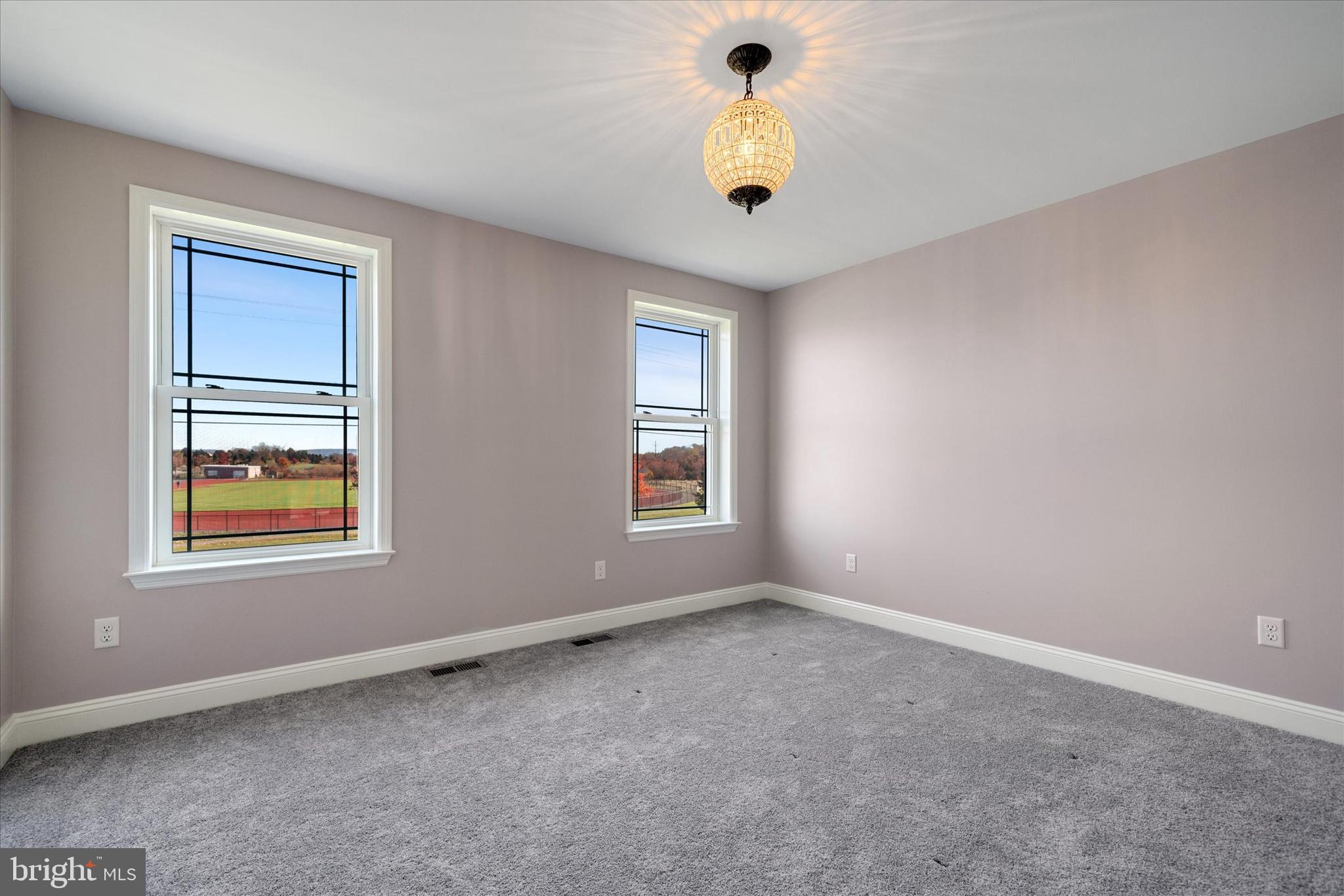 GREEN VALLEY CROSS - Residential