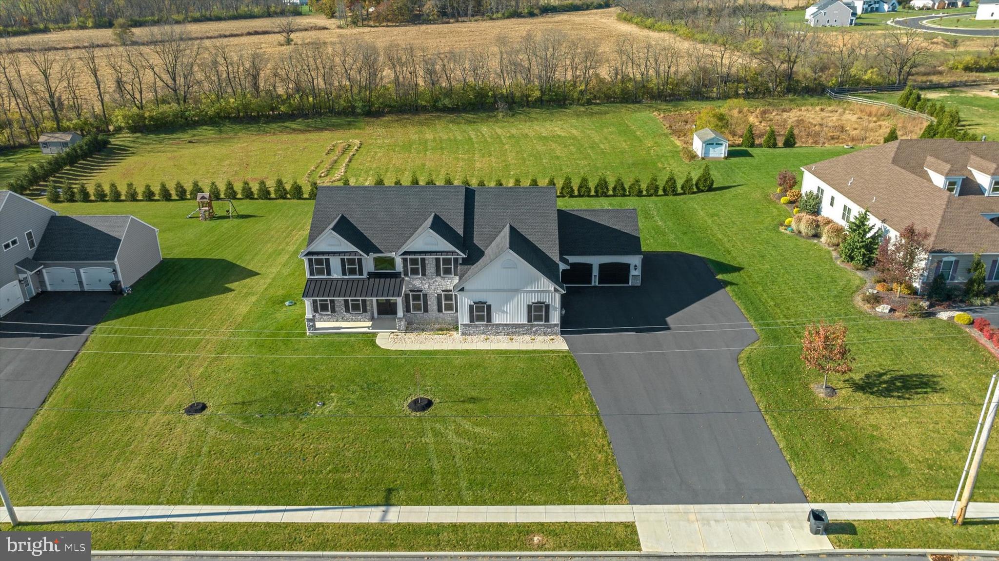 GREEN VALLEY CROSS - Residential