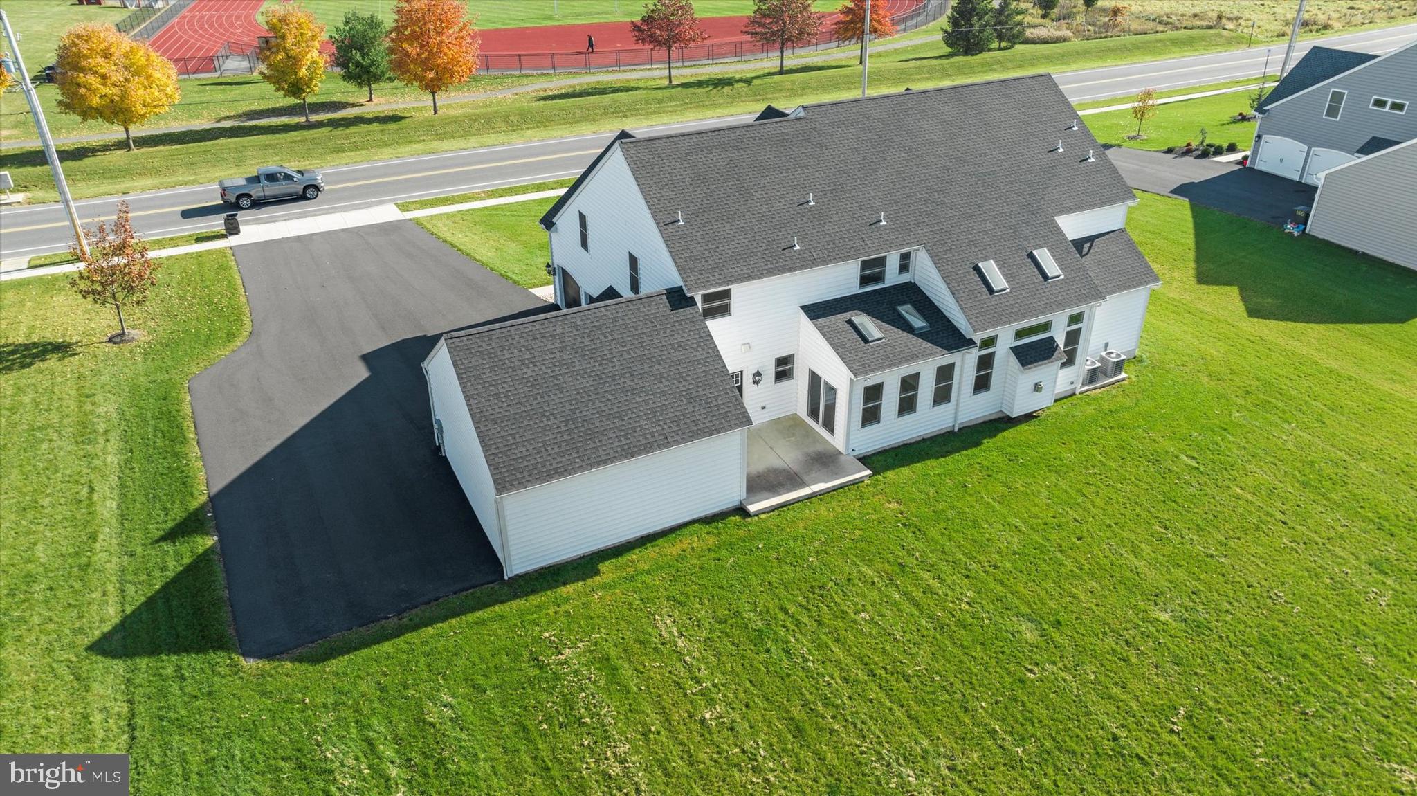 GREEN VALLEY CROSS - Residential