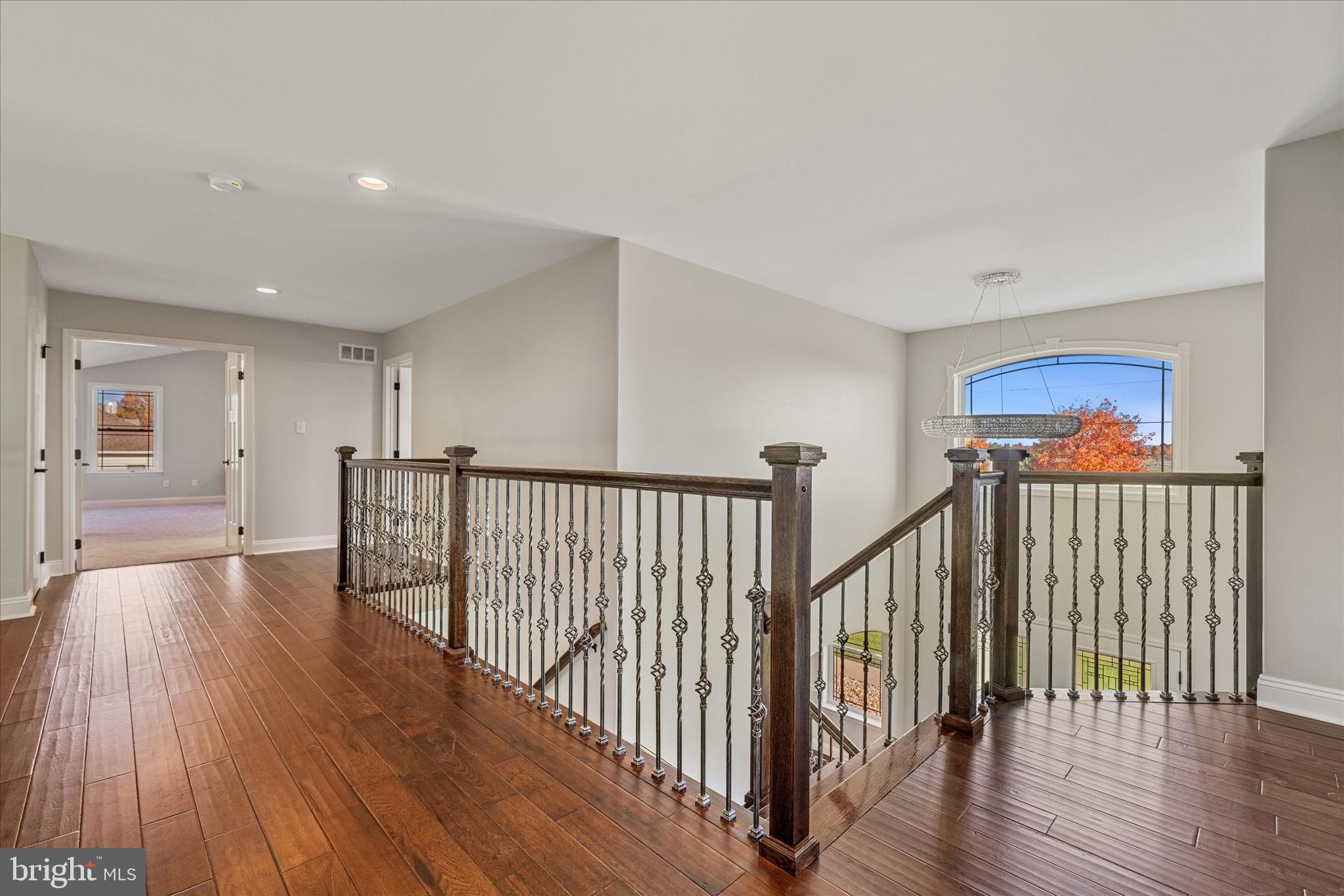 GREEN VALLEY CROSS - Residential