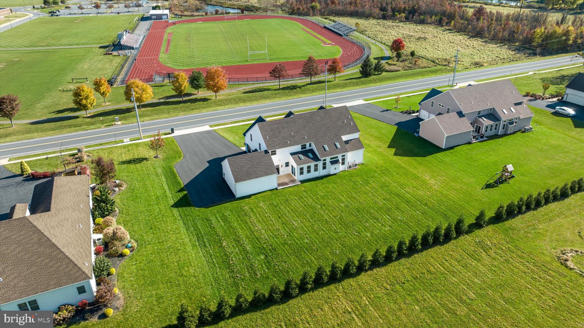GREEN VALLEY CROSS - Residential