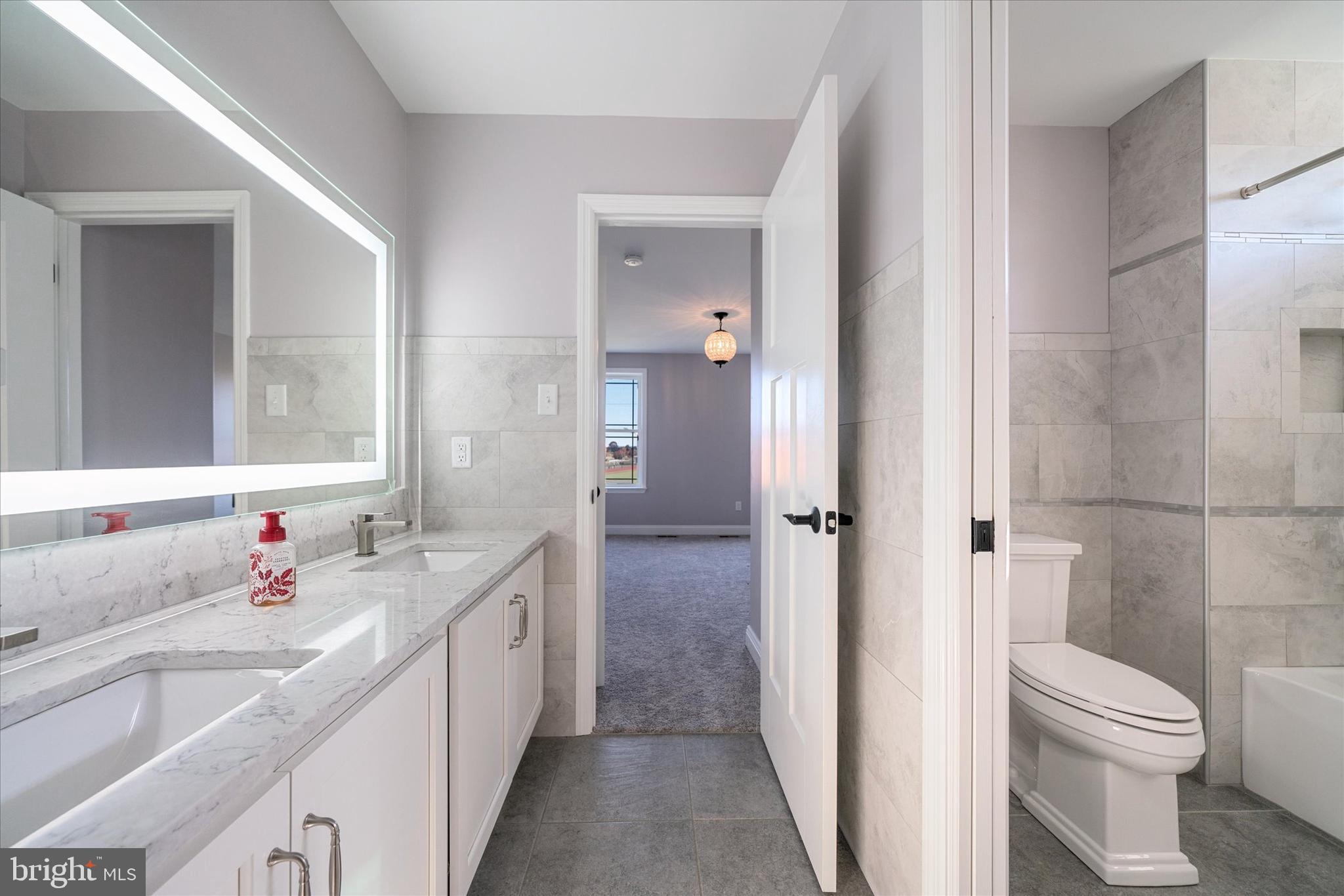 GREEN VALLEY CROSS - Residential