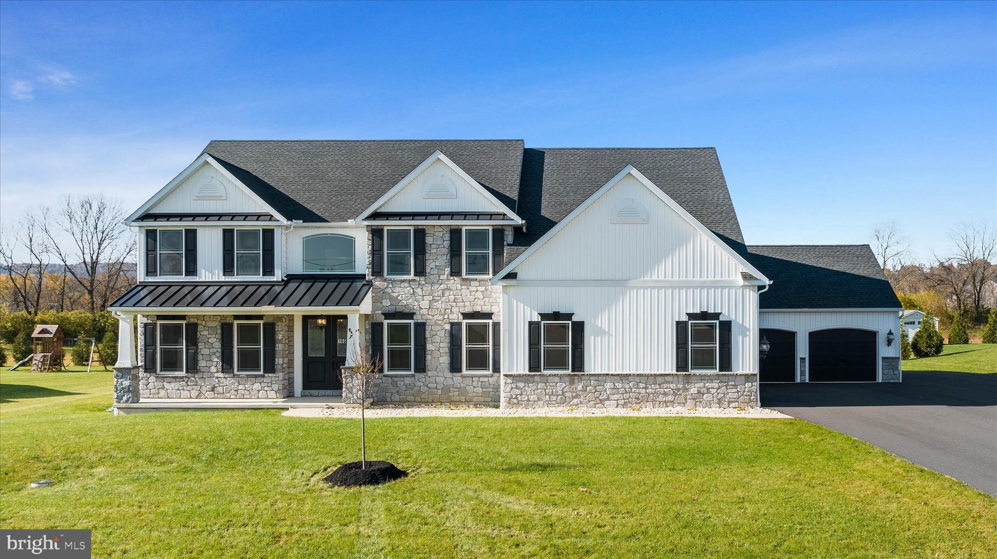 GREEN VALLEY CROSS - Residential