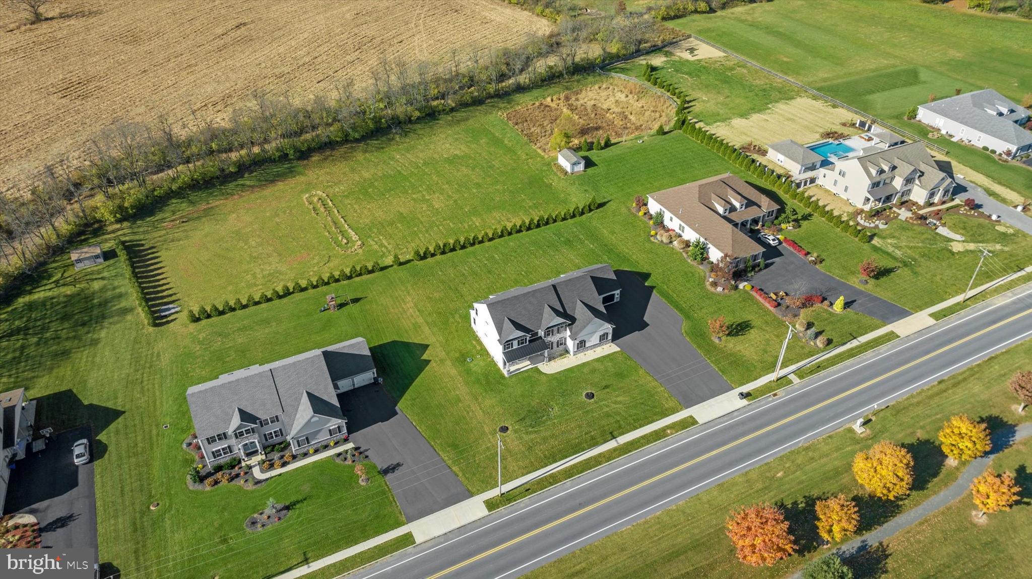 GREEN VALLEY CROSS - Residential