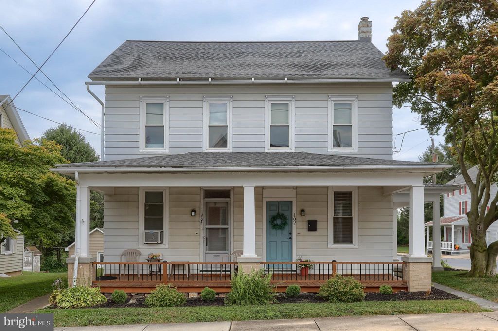 Photo of 102 S 9th Street, Akron, PA 17501 (MLS # PALA2054992)