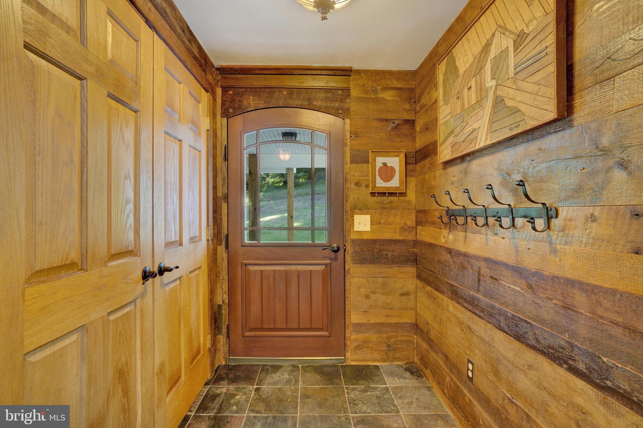 2537 SEITZLAND ROAD
