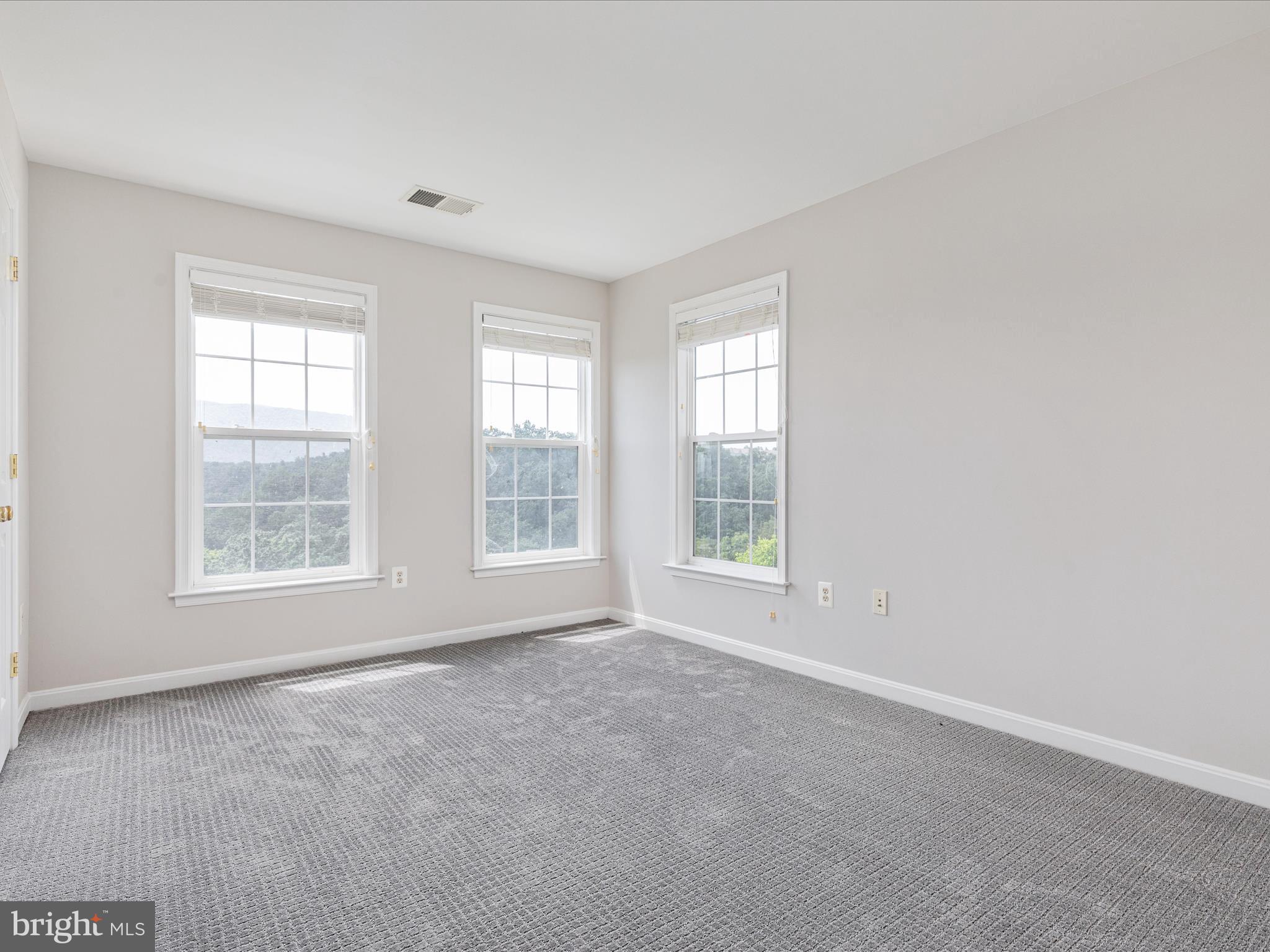 OXBOW ESTATES - Residential