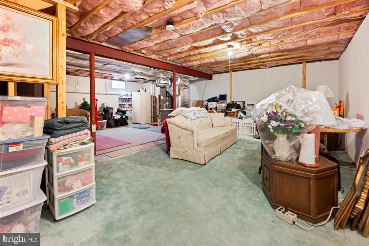 CHESAPEAKE MEADOW - Residential