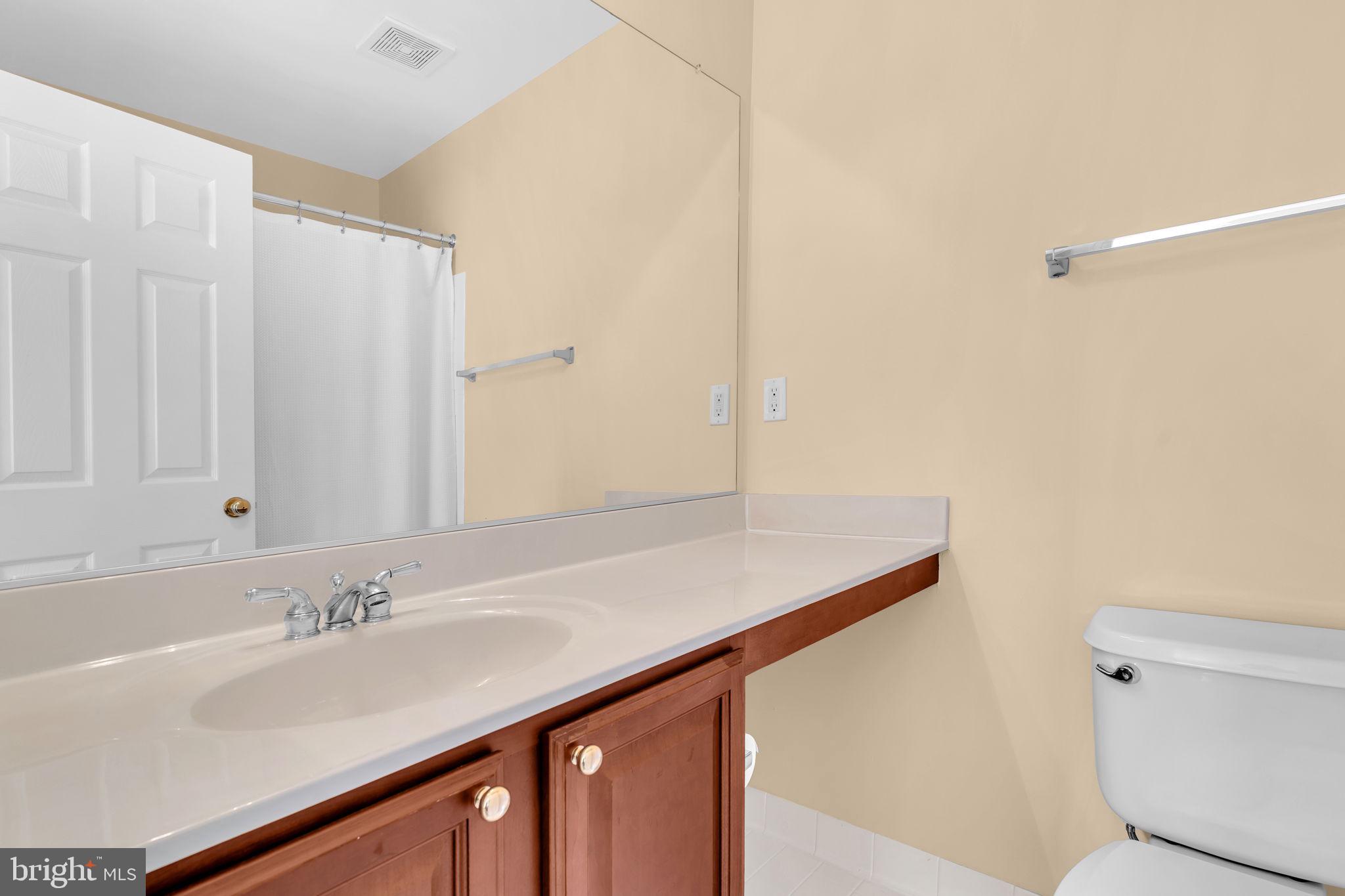 WINDWARD HARBOUR AT SOLOMONS - Residential Lease