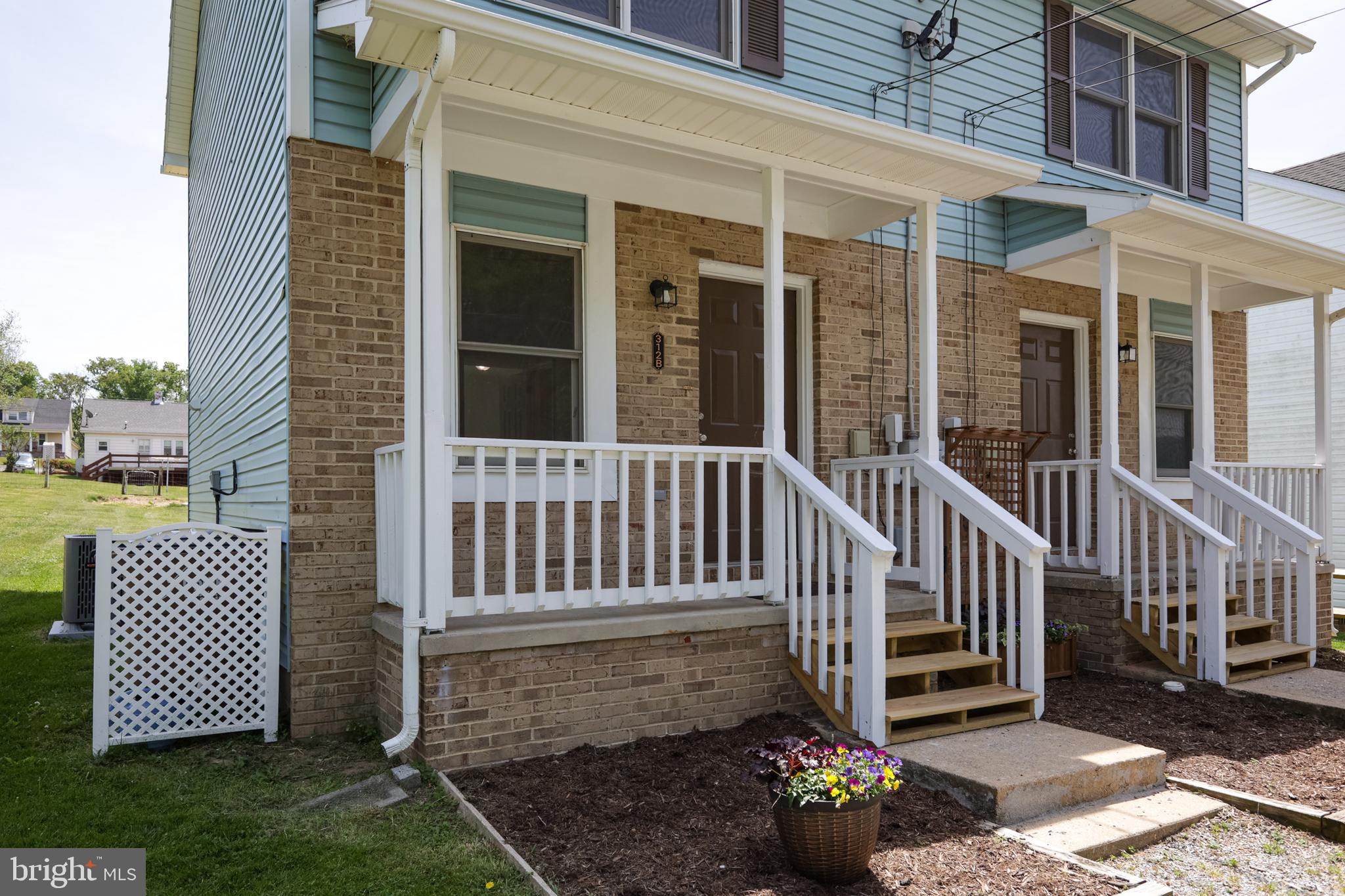 312 QUINCY AVENUE