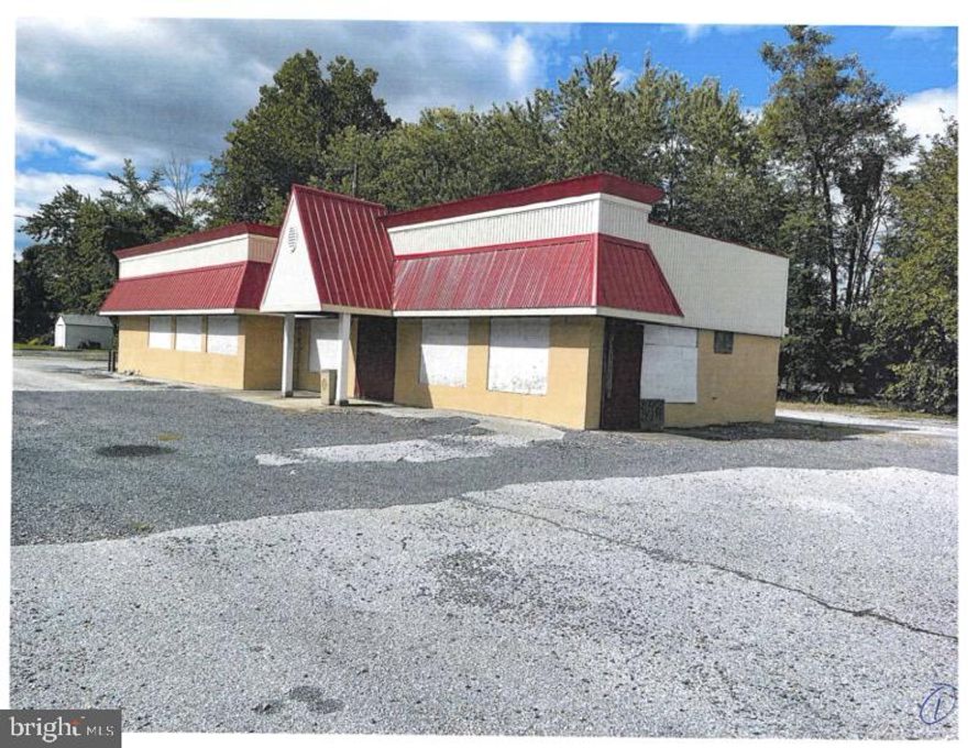 Former Gasoline and Convenience Store with Excellent Visibility in a Retail Pocket across from Susquenita High School Campus. Thriving Busy Highway Location Within Busy Retail Pocket.