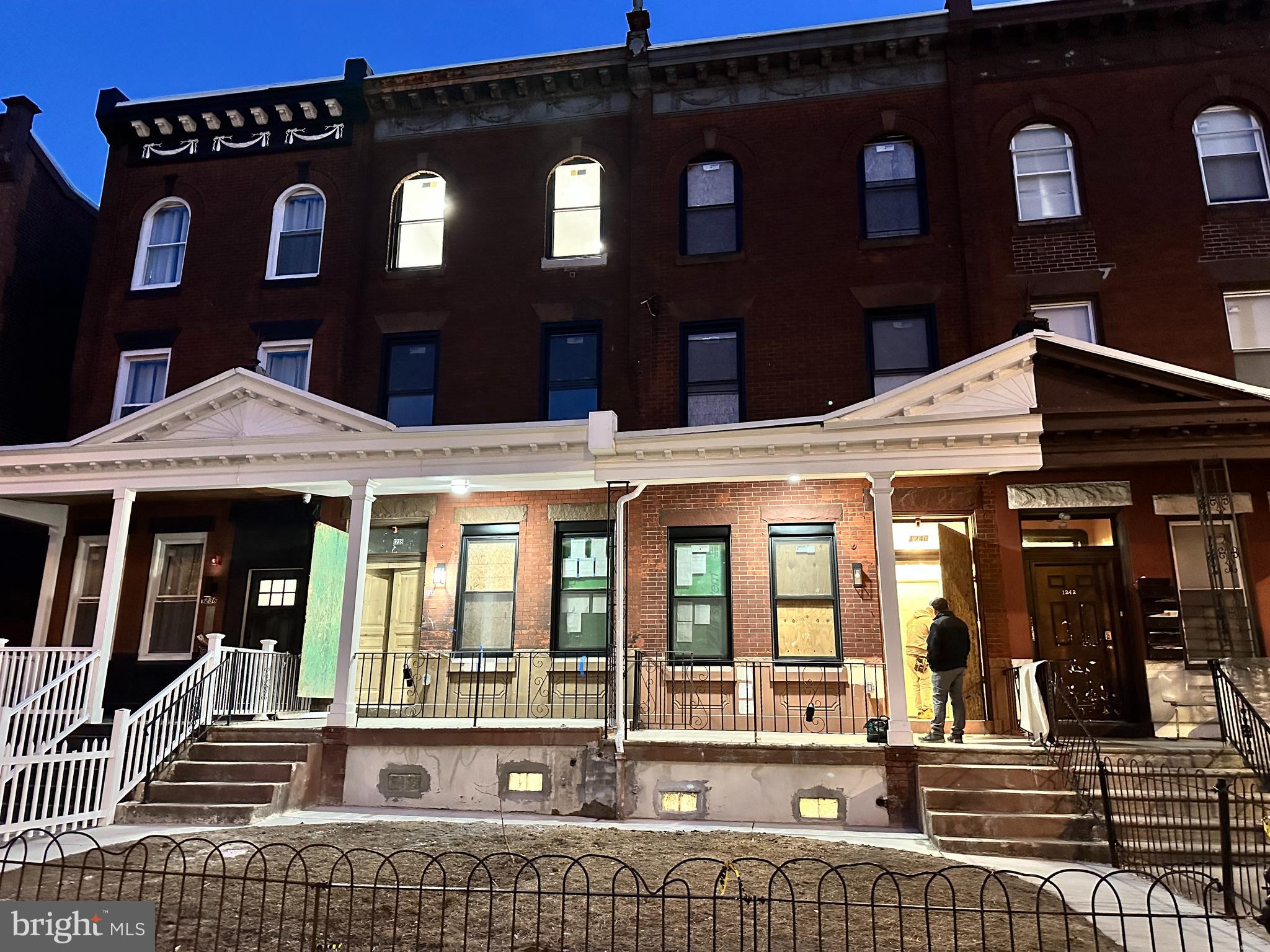 TEMPLE UNIVERSITY - Residential Lease
