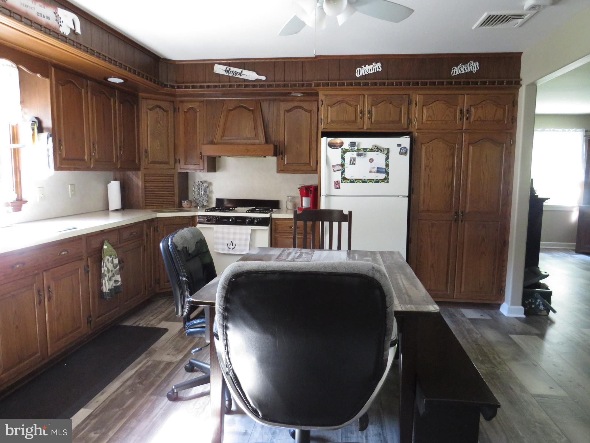 EAST EARL TWP - Residential