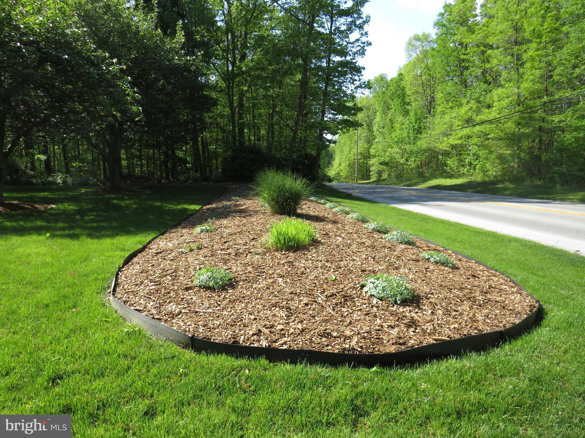 EAST EARL TWP - Residential