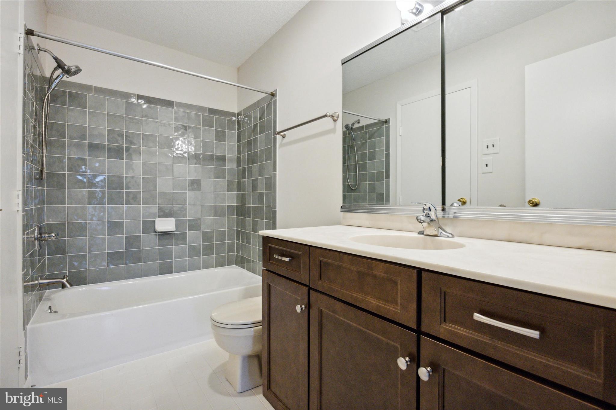 TOWAMENCIN CONDOS - Residential