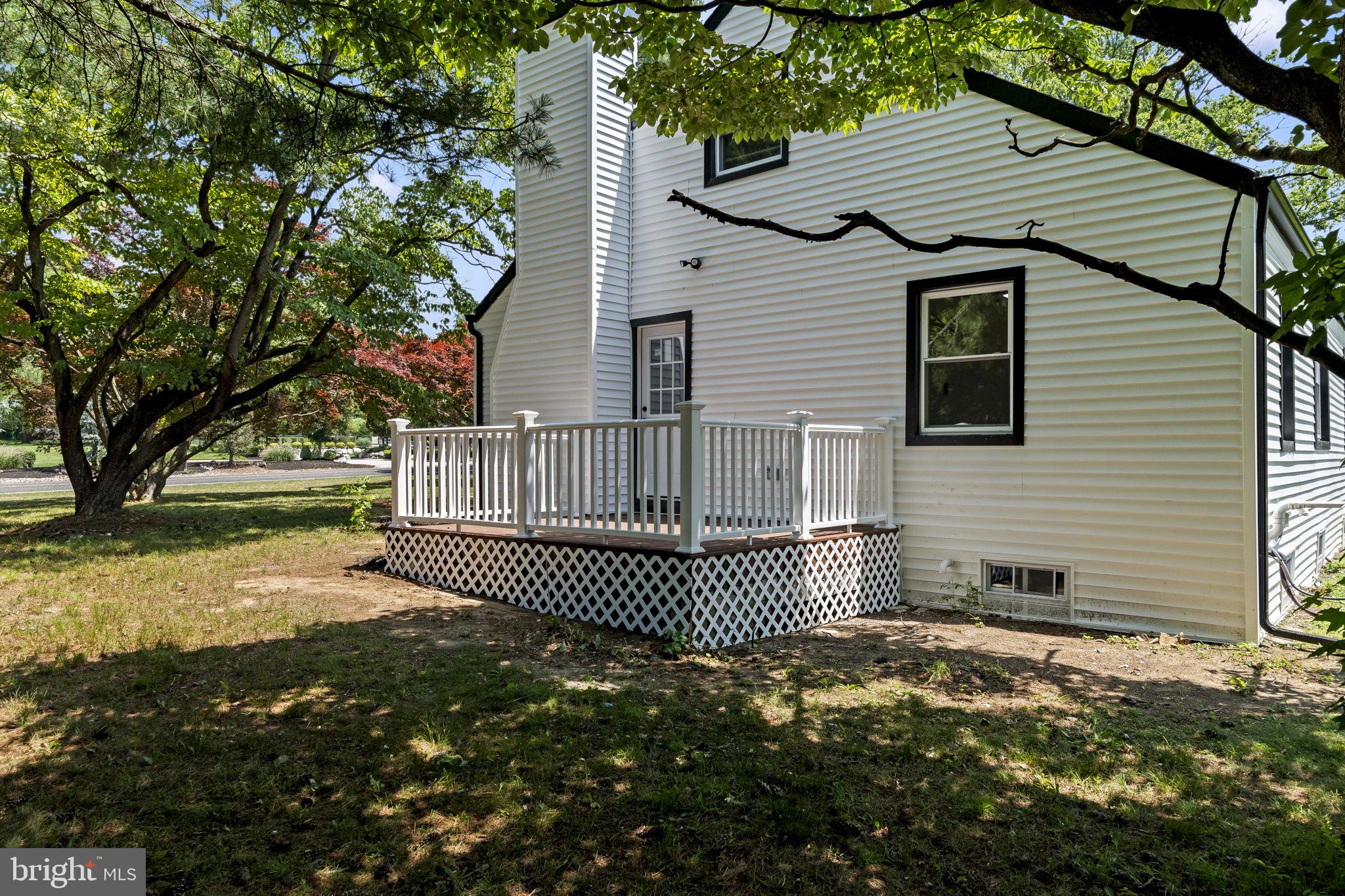 2375 KINKORA ROAD