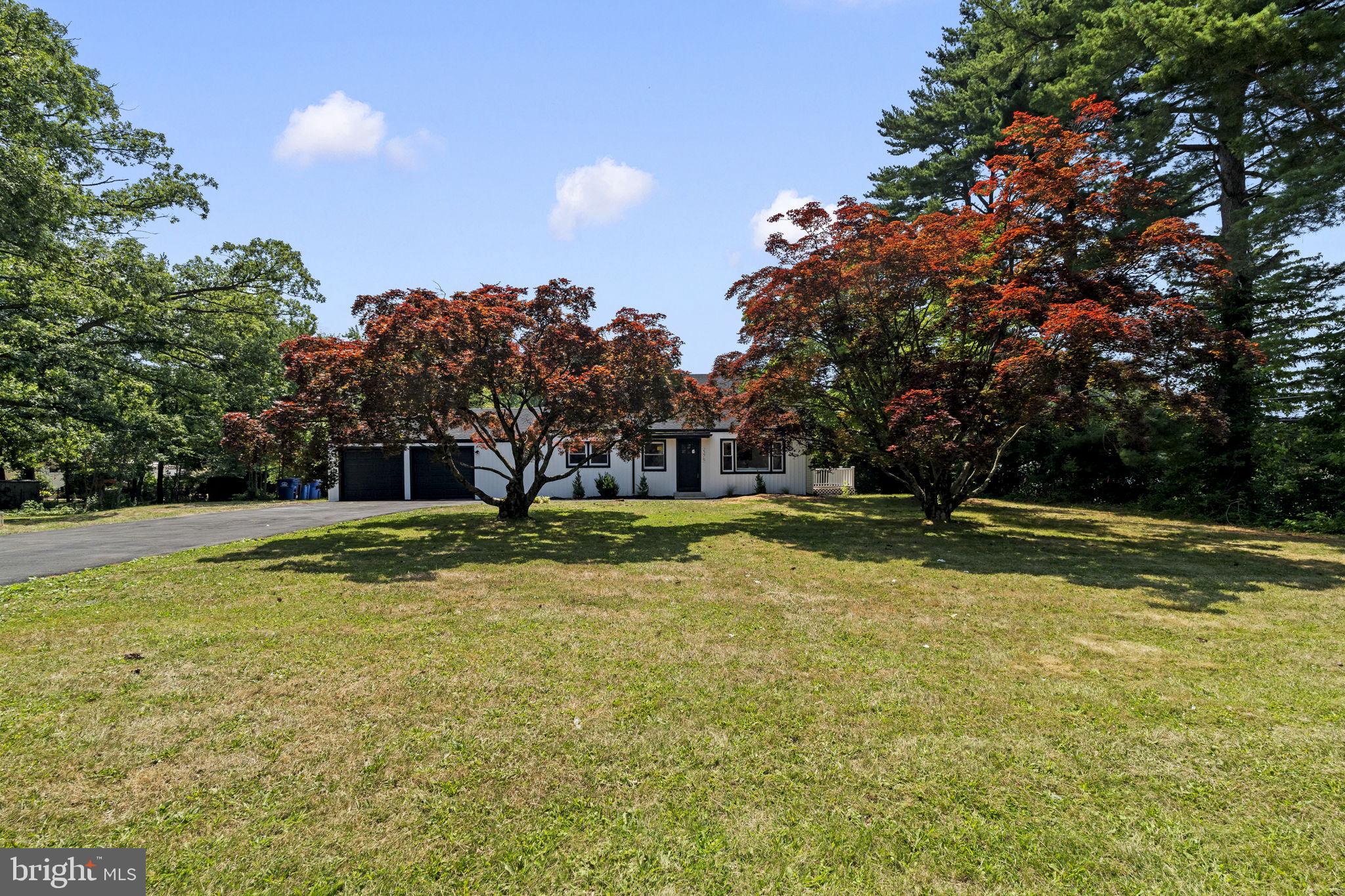 2375 KINKORA ROAD