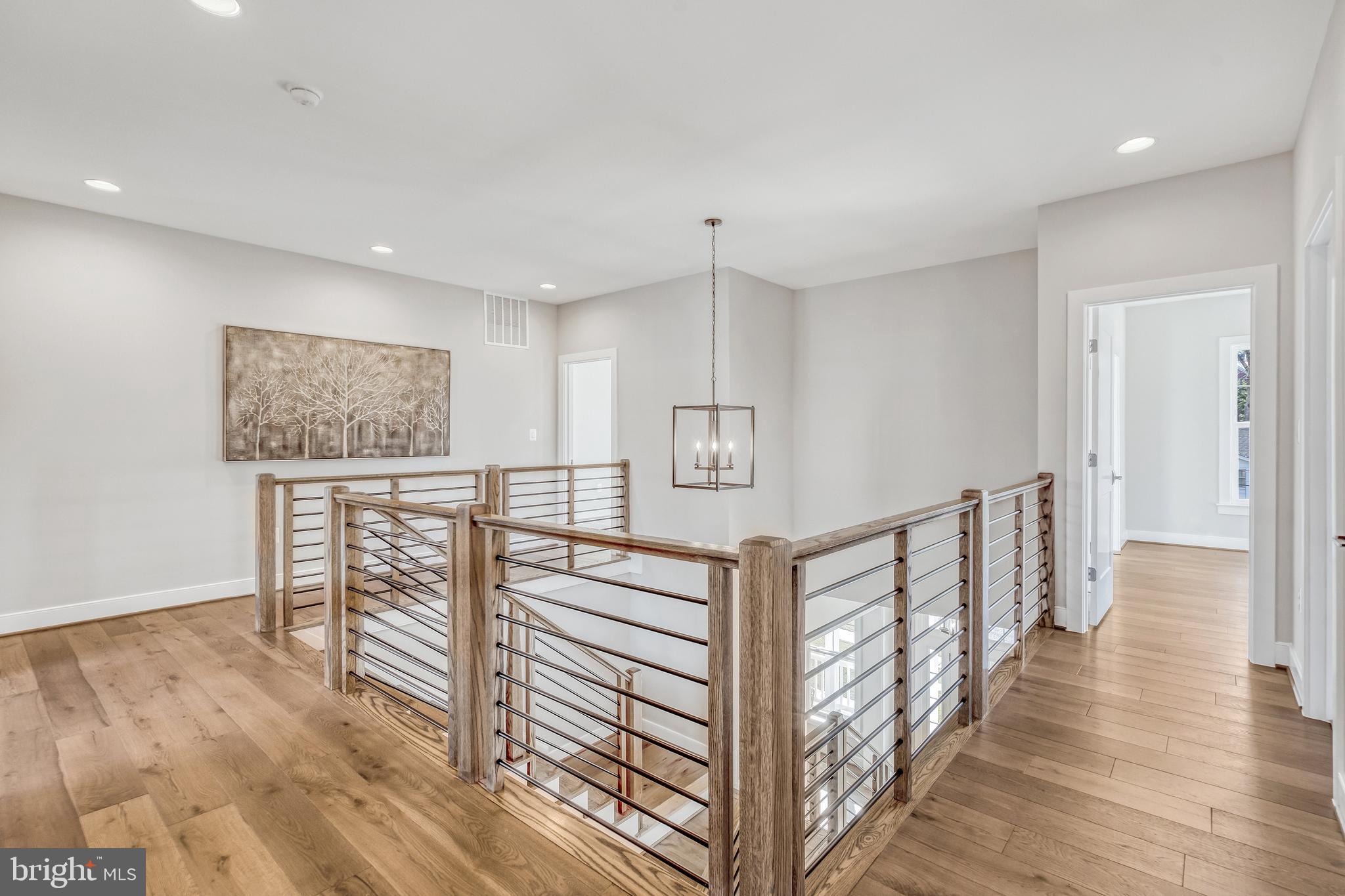 PIMMIT HILLS - Residential