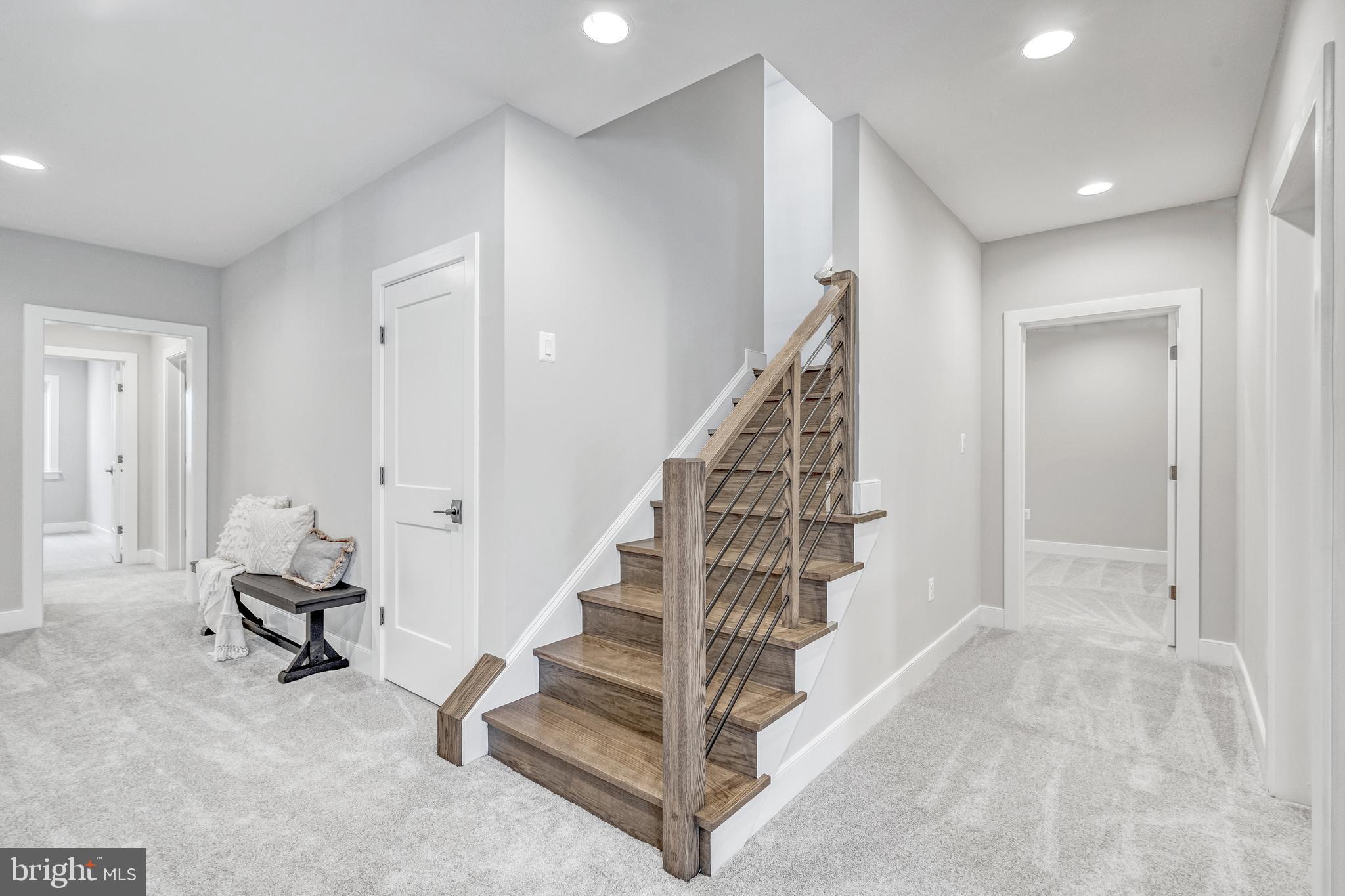 PIMMIT HILLS - Residential