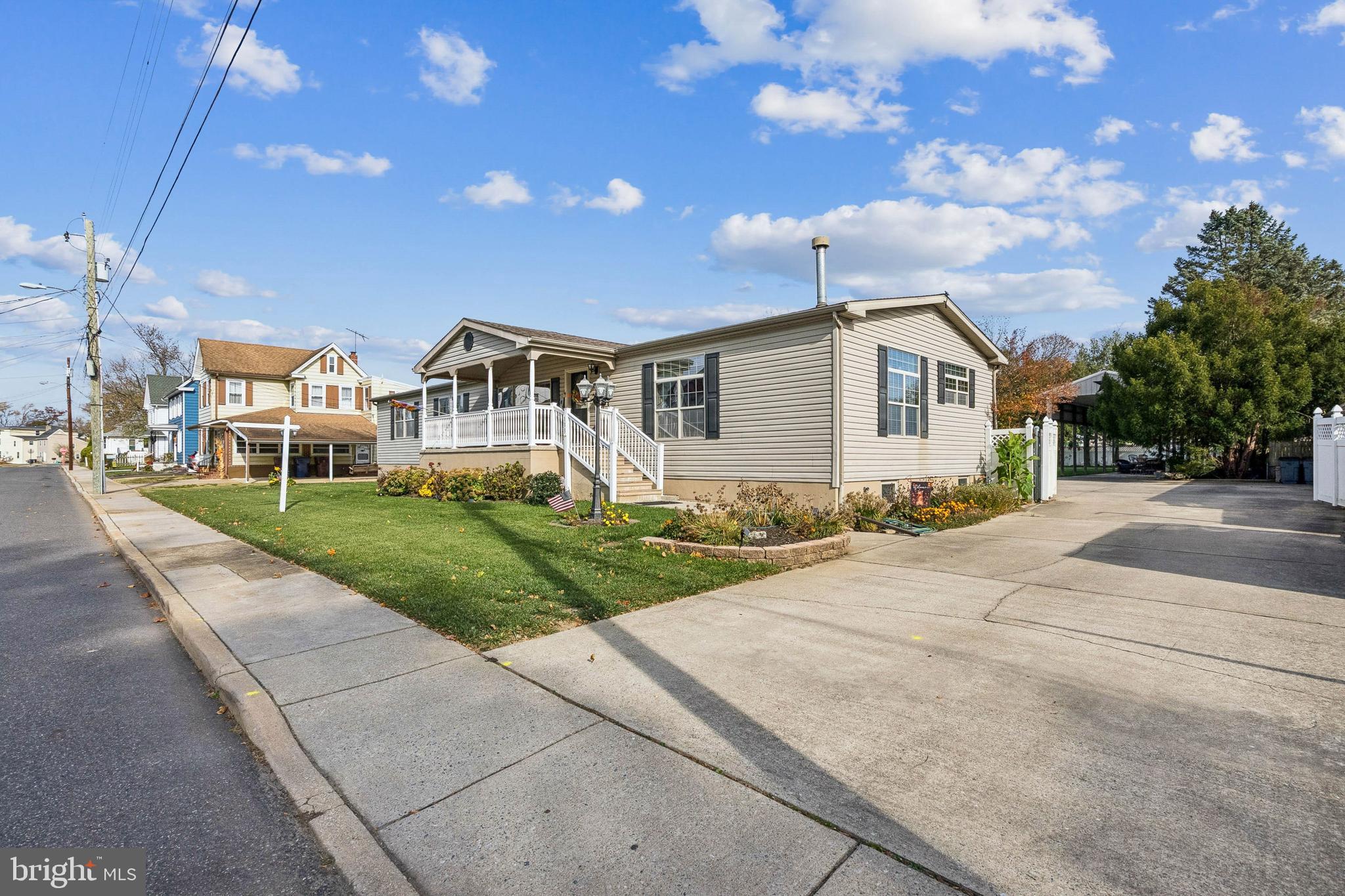 133 SPRING GARDEN STREET