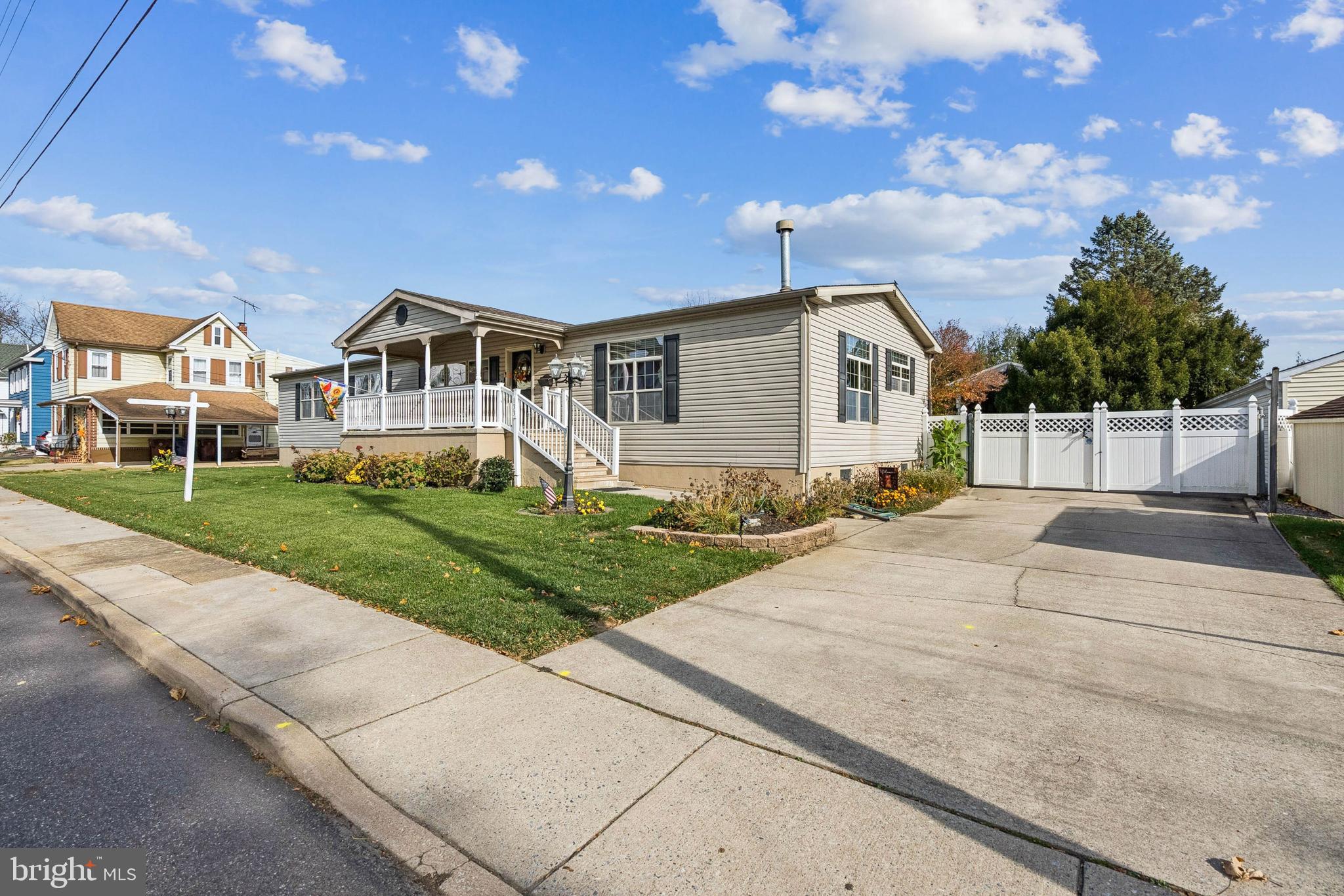 133 SPRING GARDEN STREET