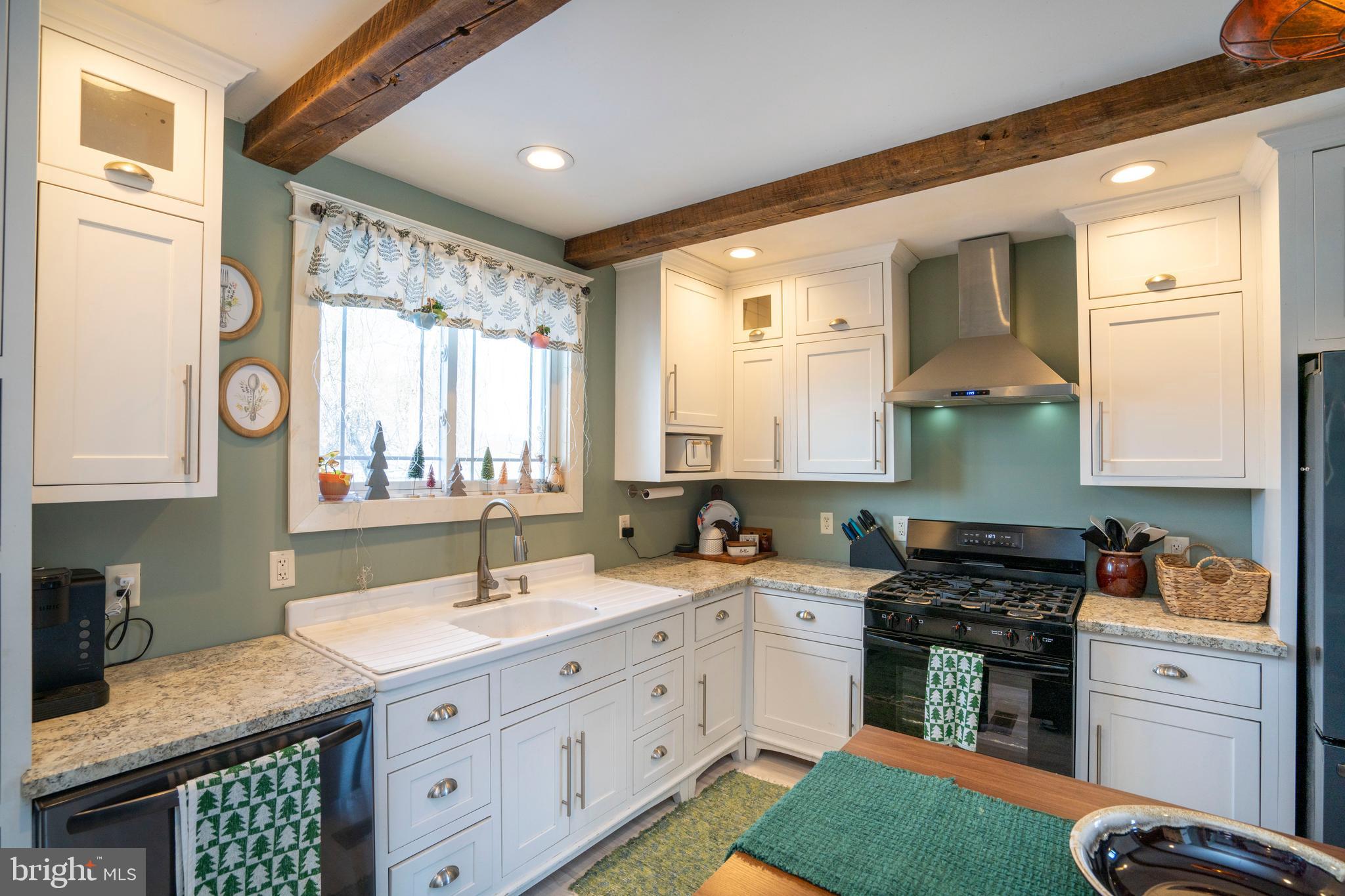 HOWARD - Residential