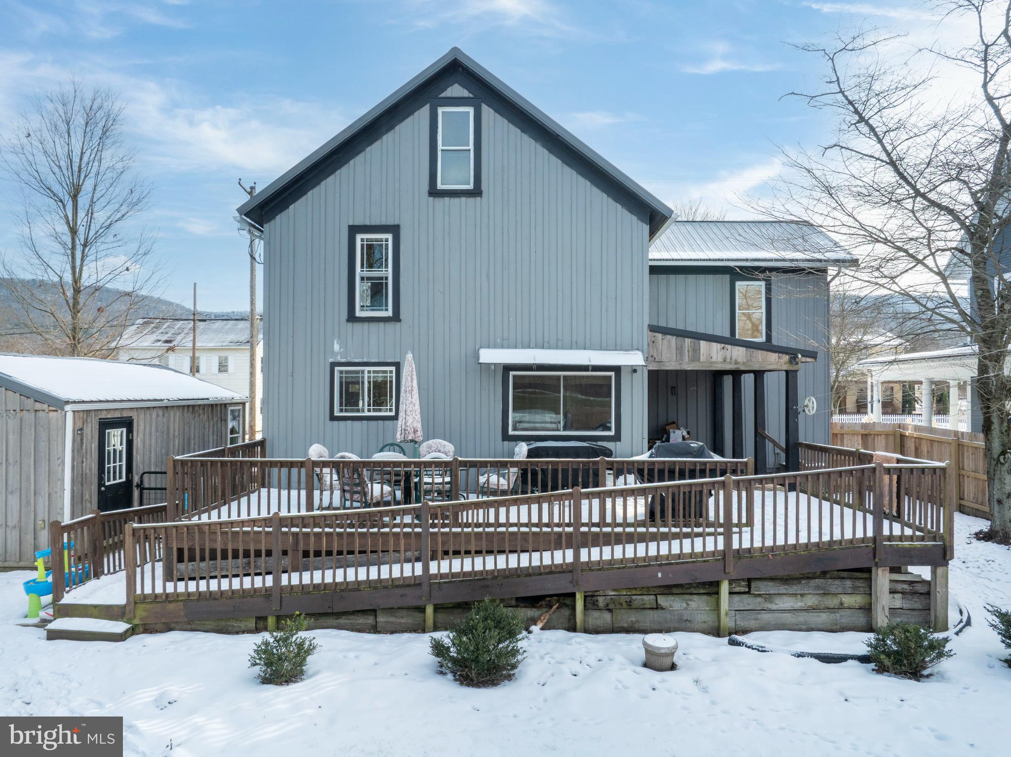 HOWARD - Residential