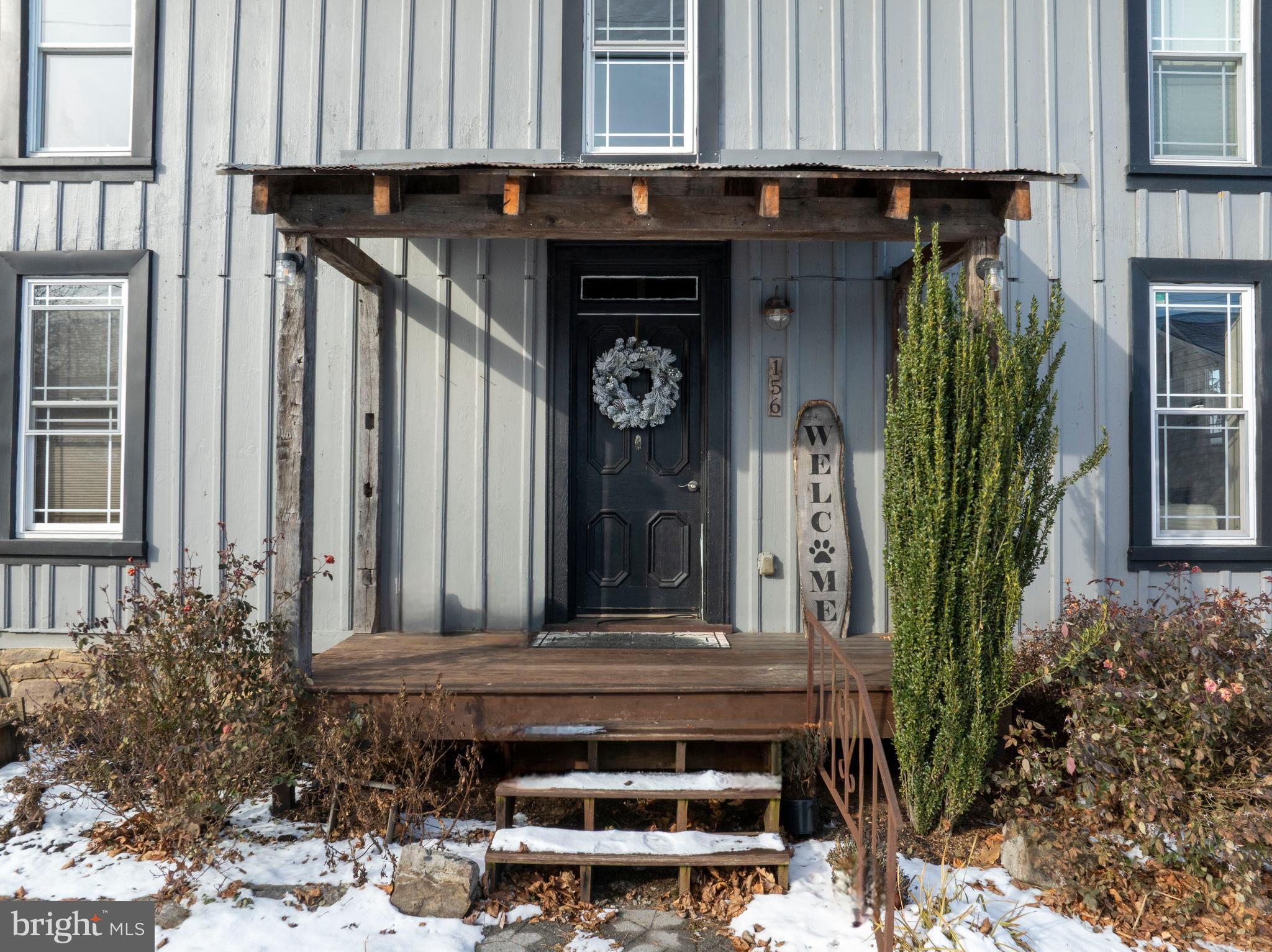 HOWARD - Residential