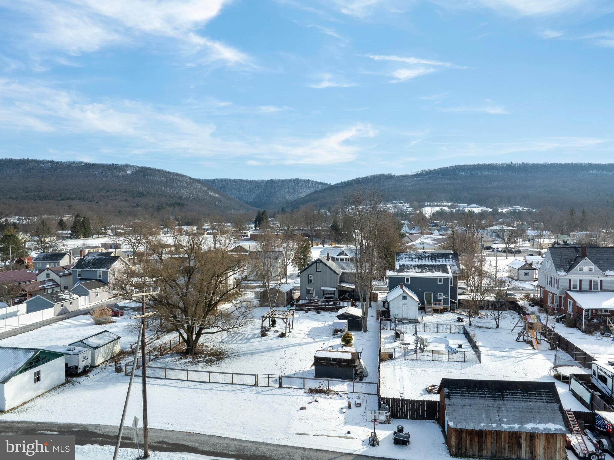 HOWARD - Residential