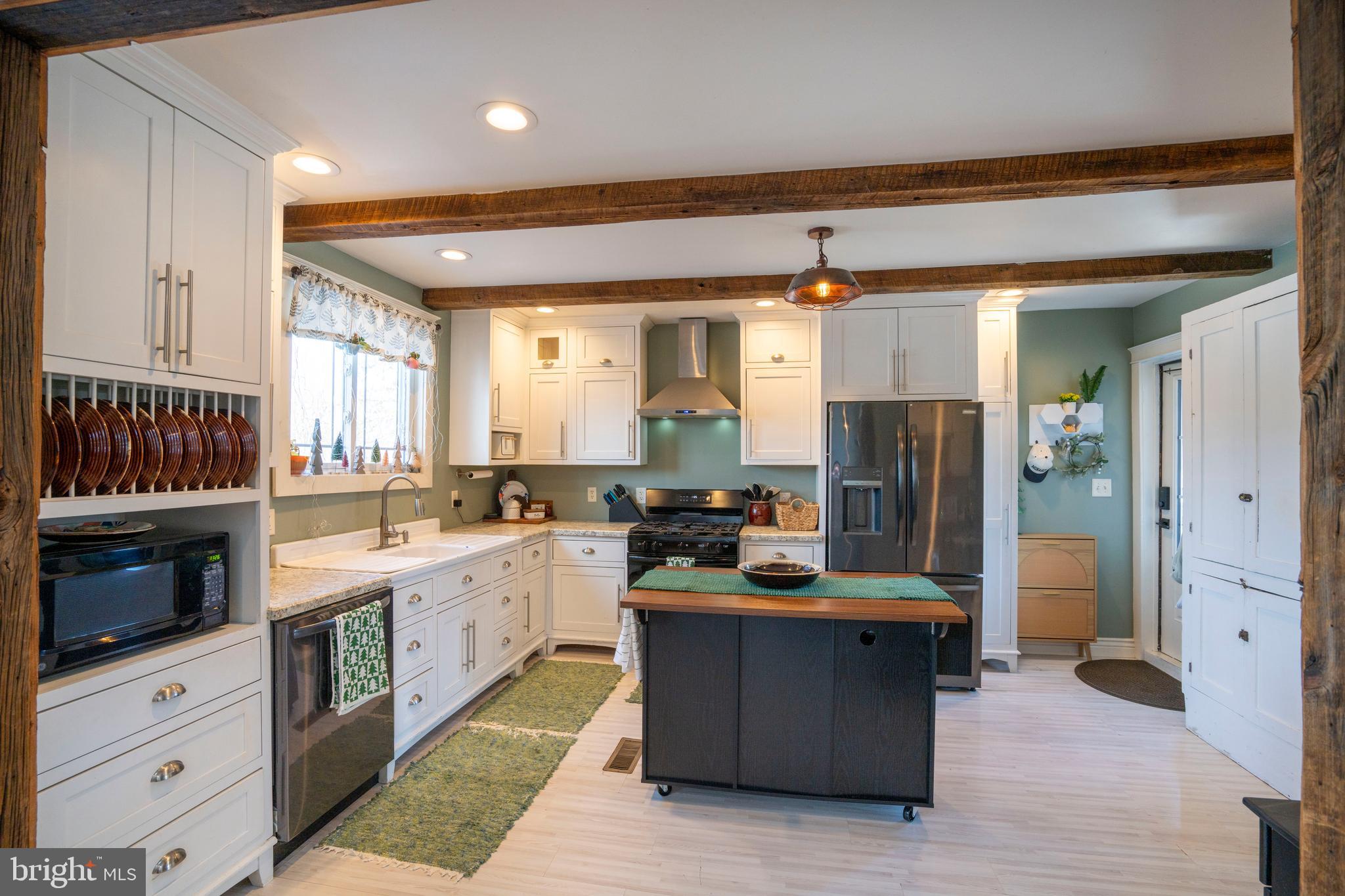 HOWARD - Residential