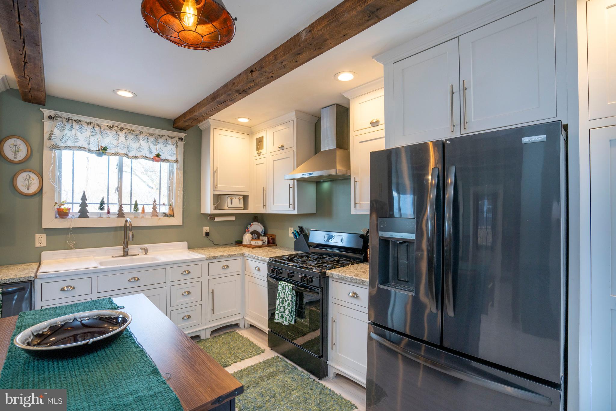 HOWARD - Residential