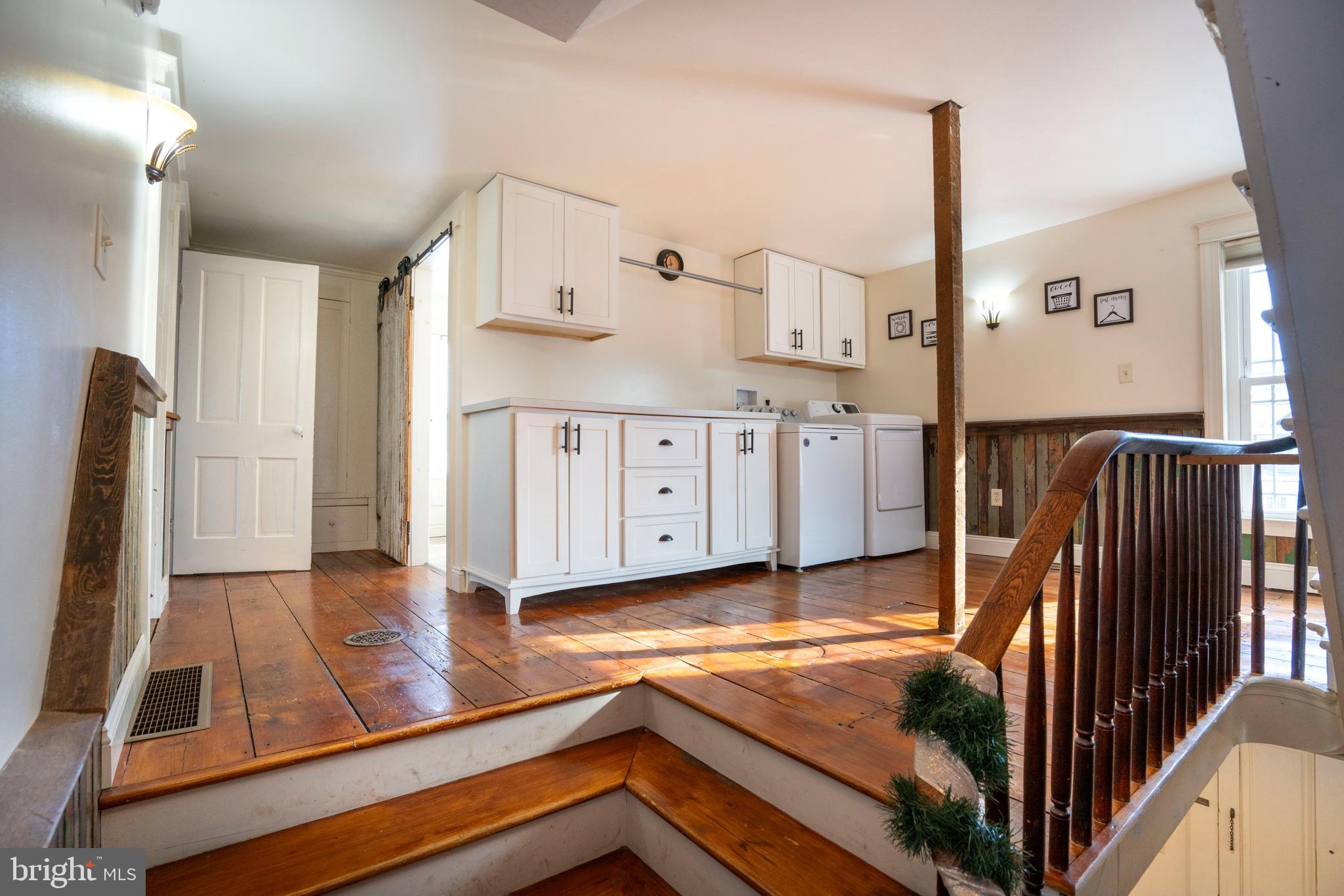 HOWARD - Residential