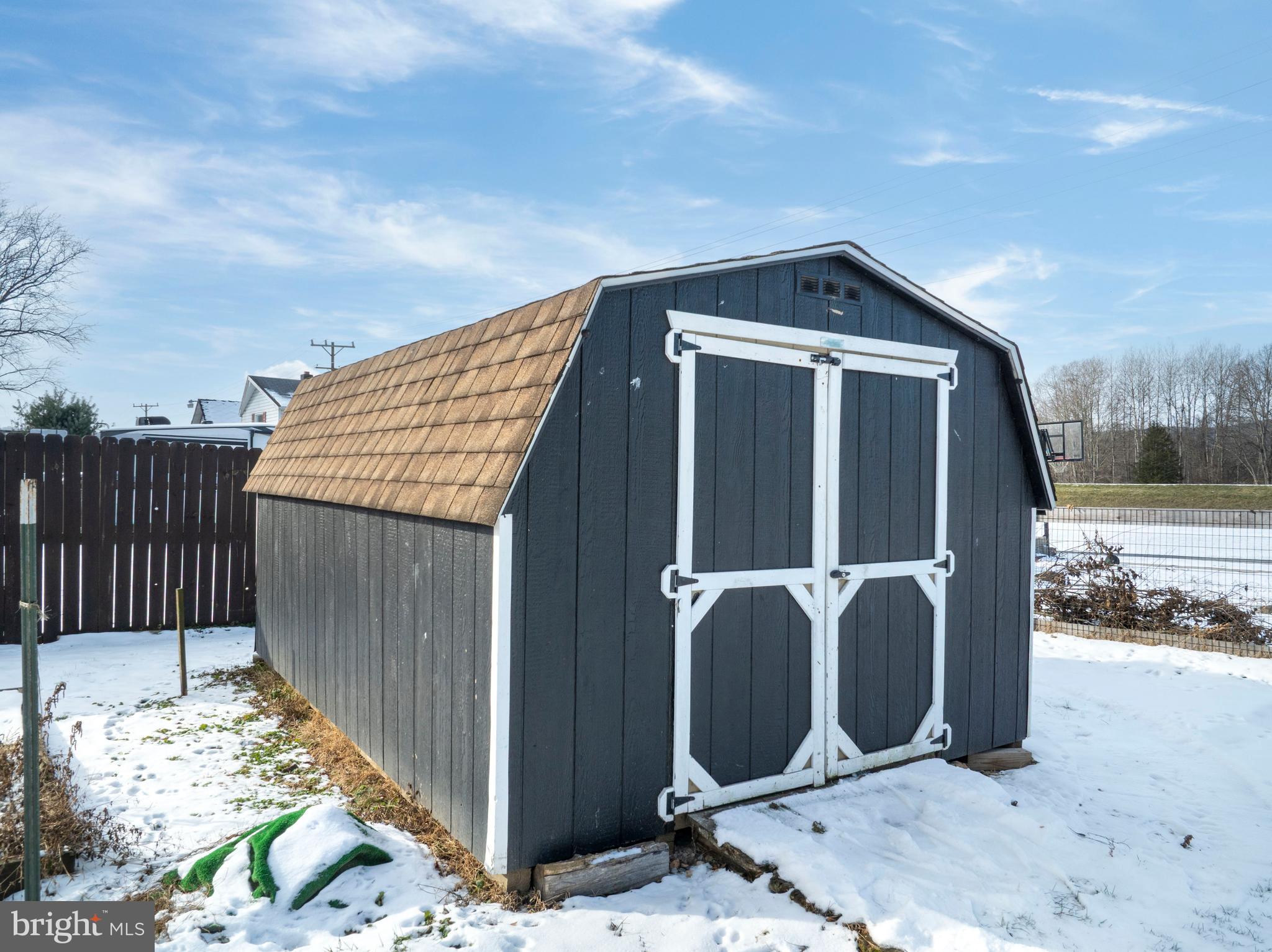 HOWARD - Residential