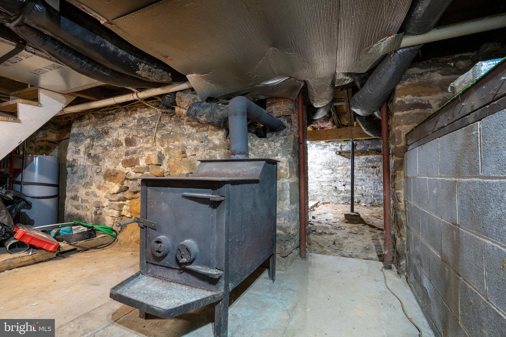 HOWARD - Residential