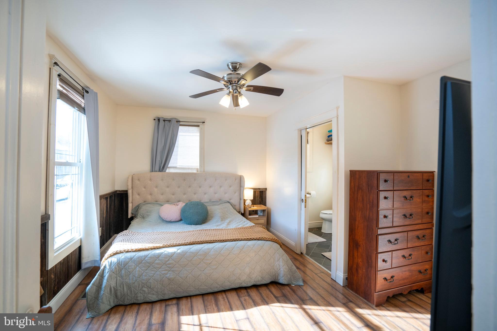 HOWARD - Residential