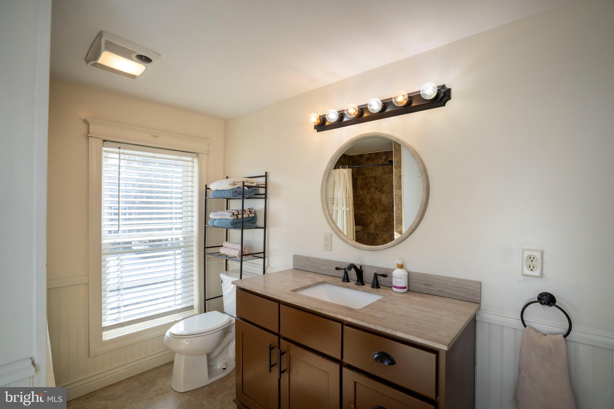 HOWARD - Residential