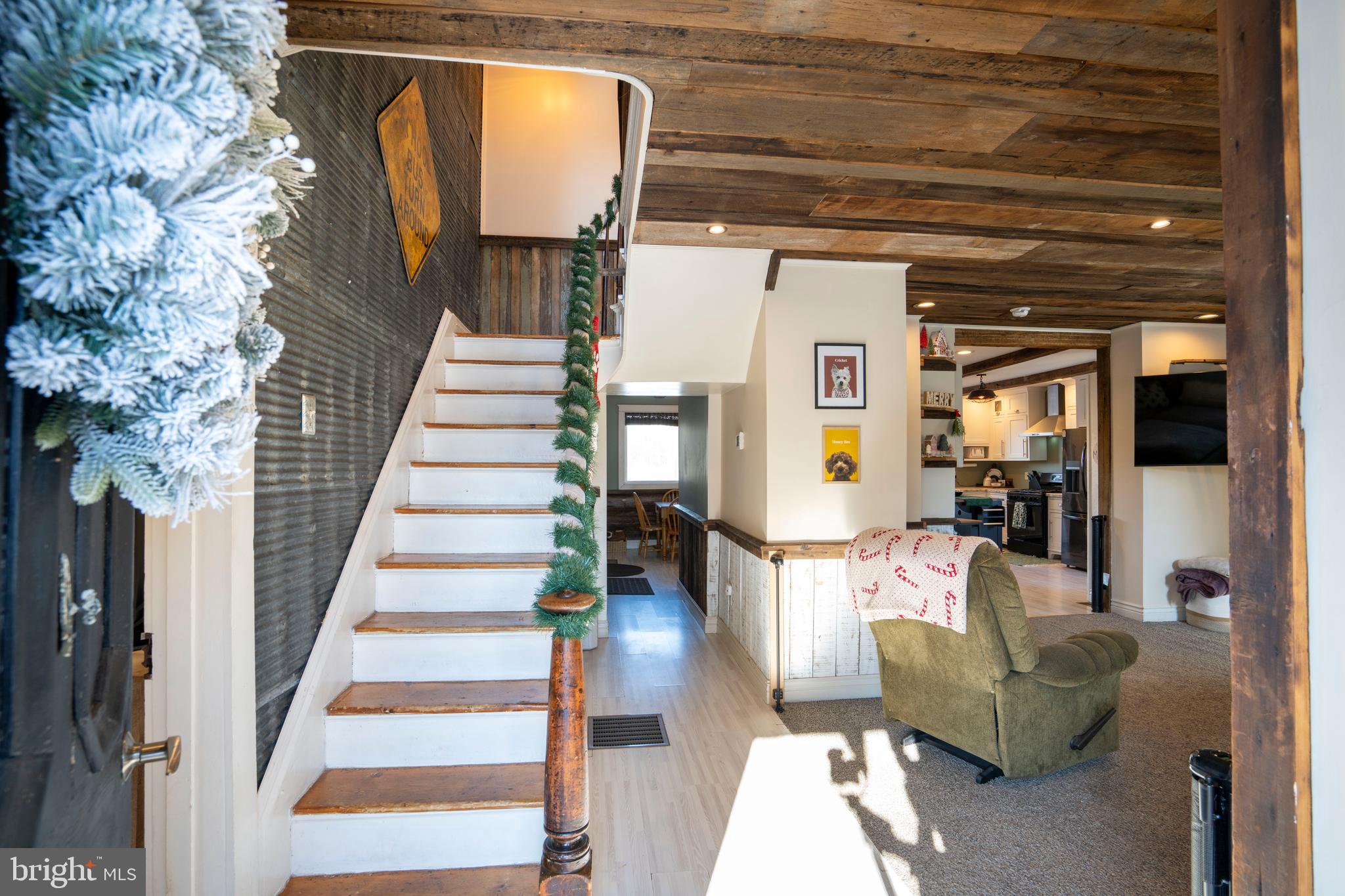 HOWARD - Residential