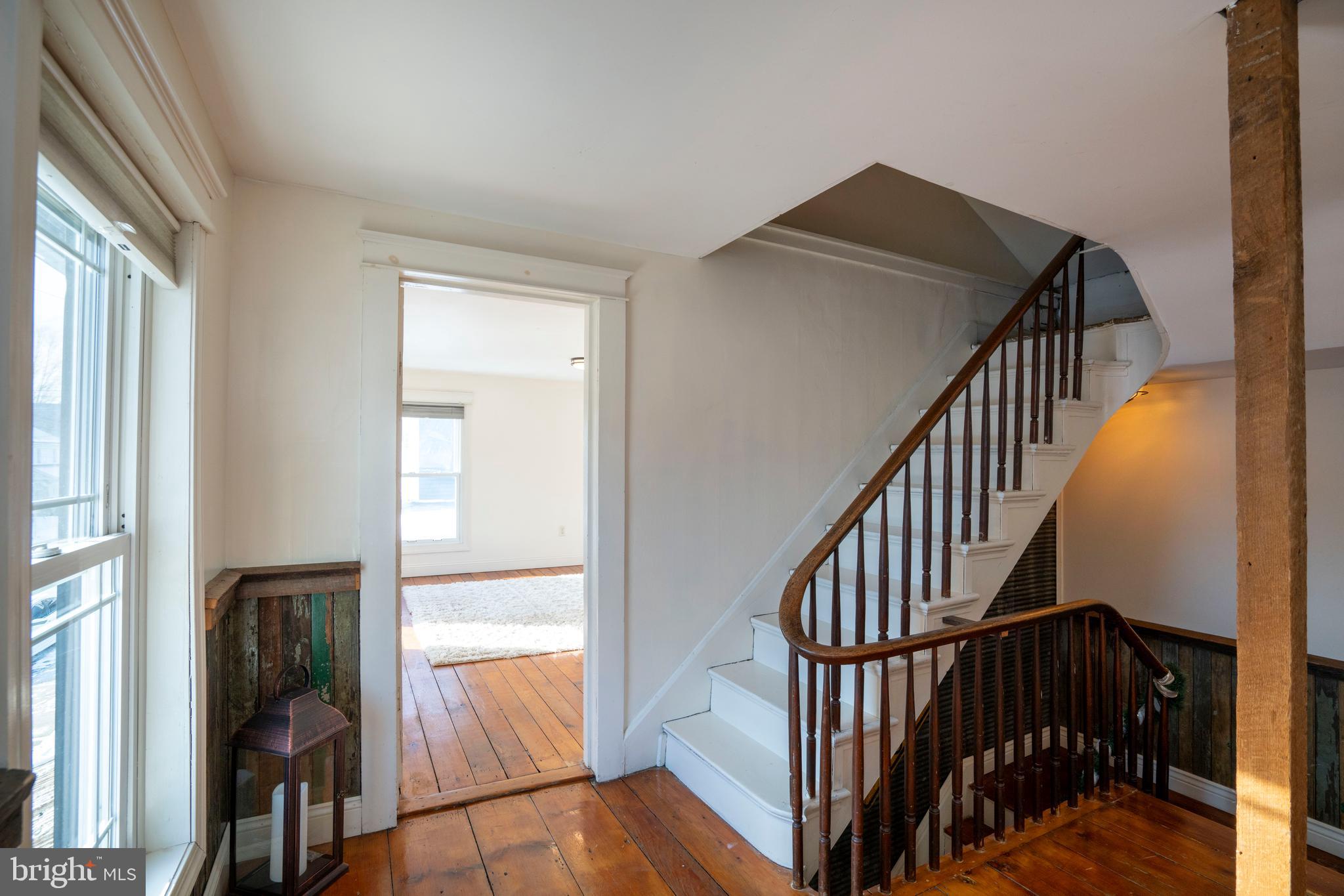 HOWARD - Residential