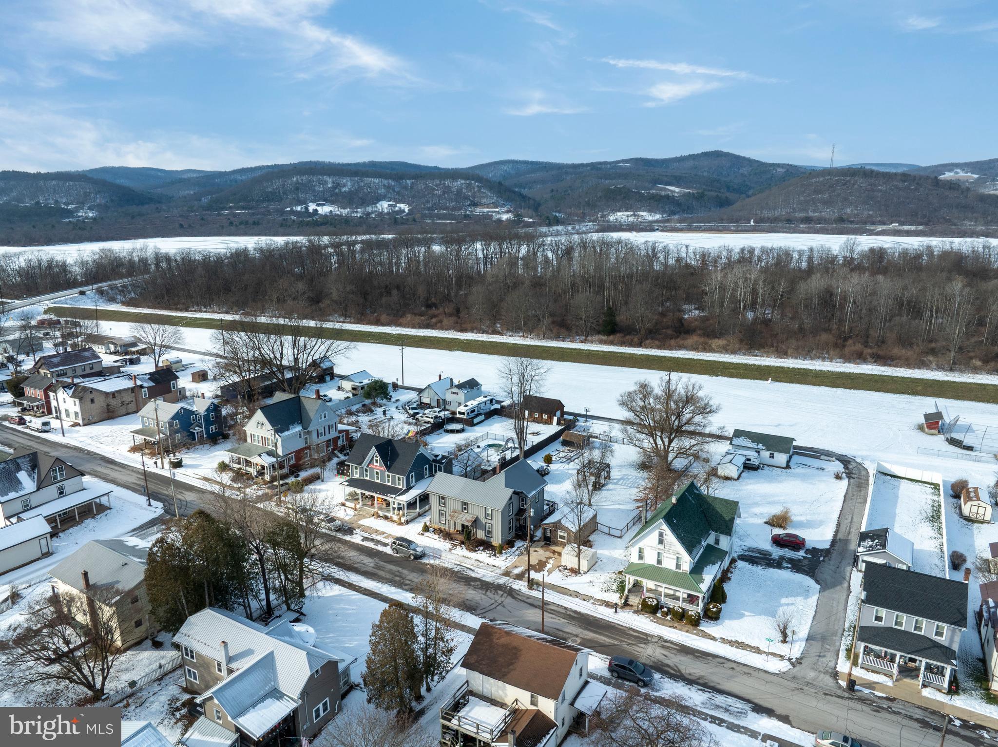 HOWARD - Residential