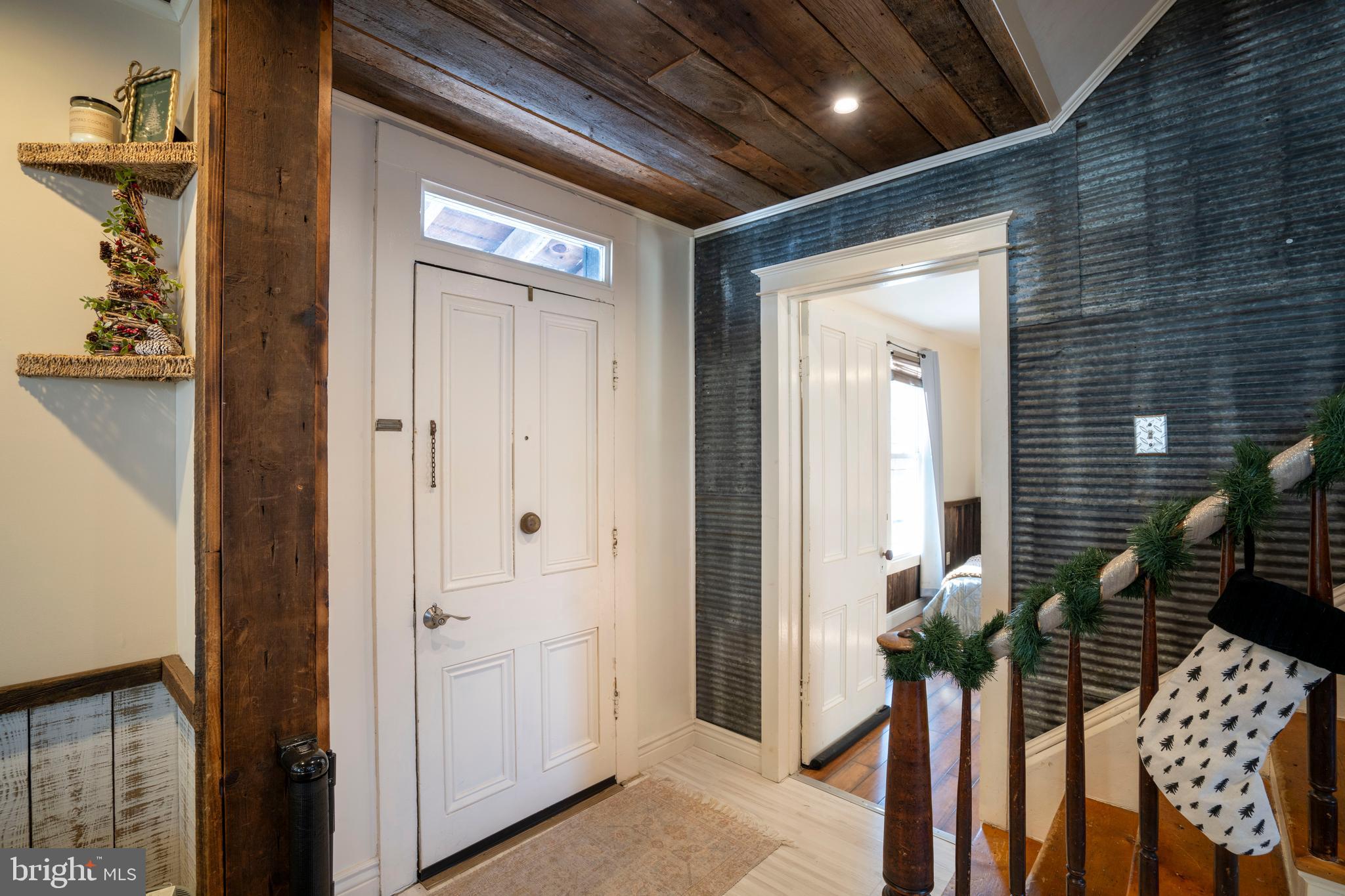 HOWARD - Residential