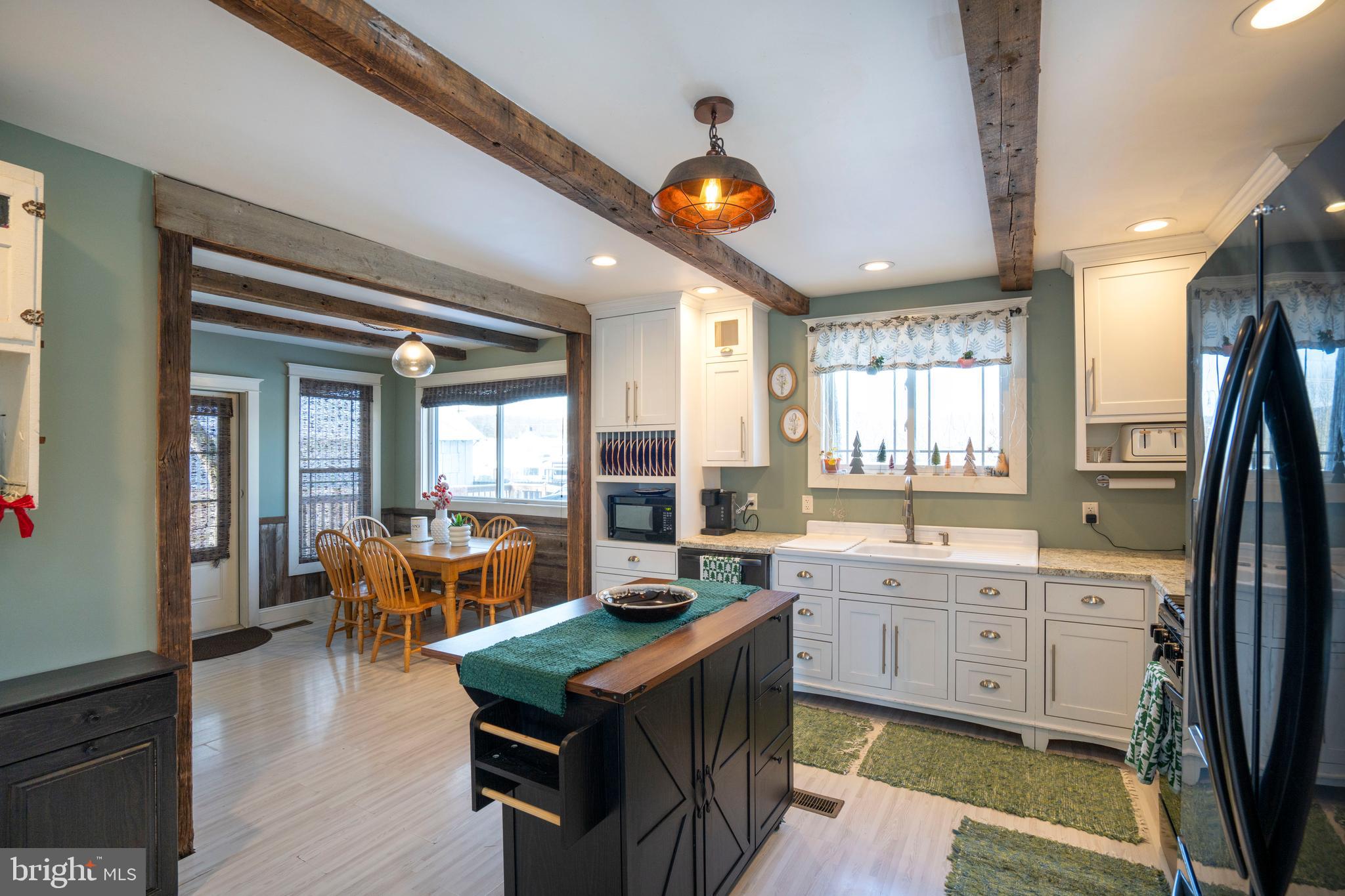 HOWARD - Residential