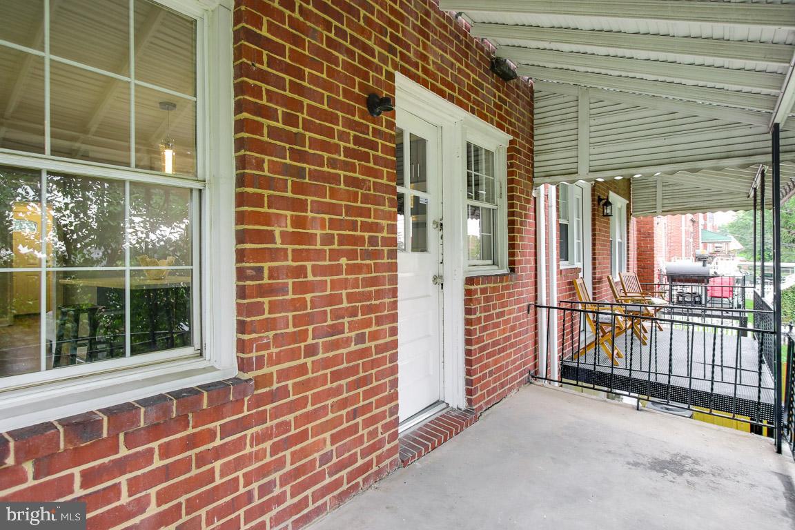 PERRING LOCH - Residential