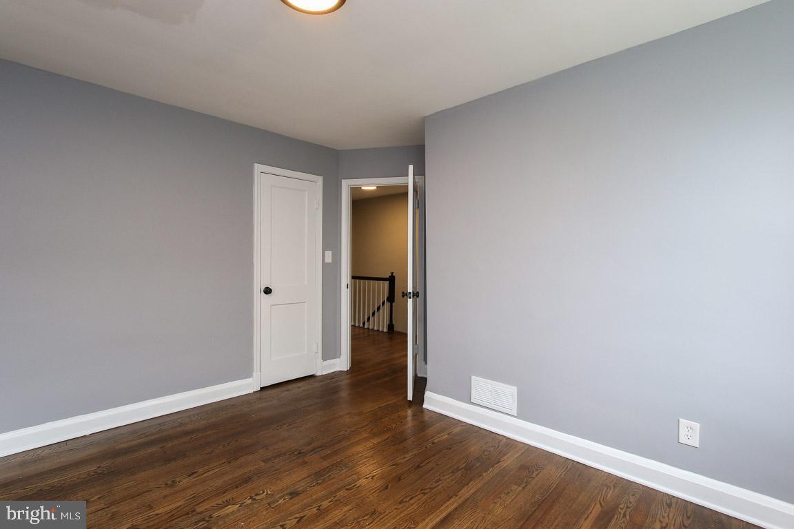 PERRING LOCH - Residential