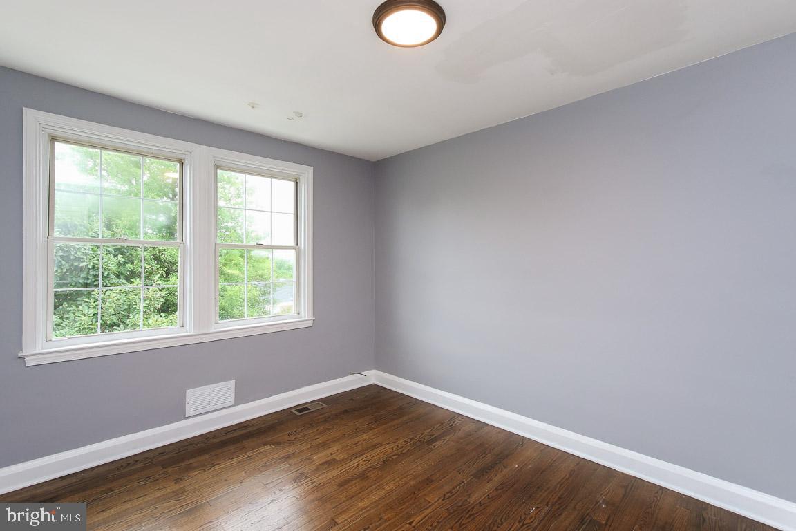 PERRING LOCH - Residential