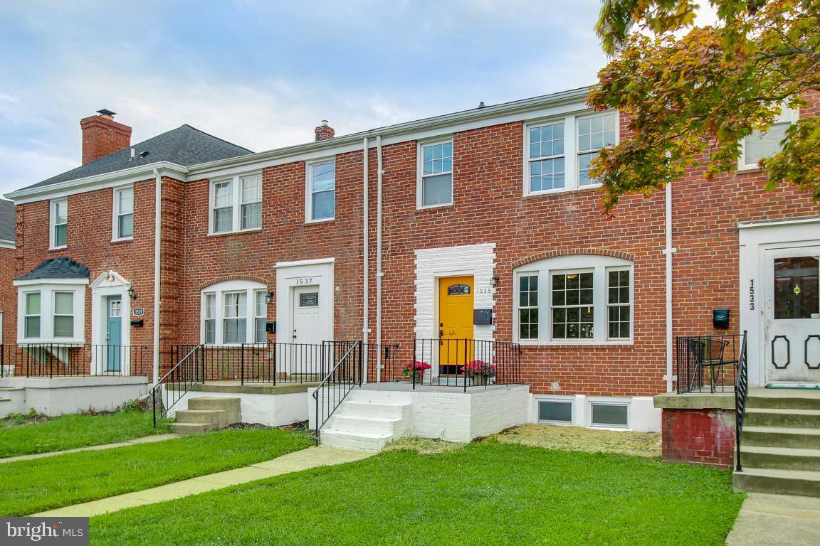 PERRING LOCH - Residential